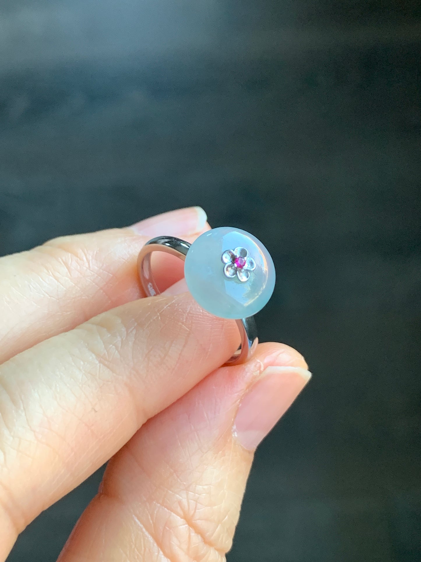 Certified Grade A Natural Icy Highly Translucent Gelatinous Light Blue Jadeite Drum Bead Ring 18K White Gold Ruby Sz 7 US 天然冰胶淡蓝翡翠鼓珠红宝石镶嵌戒指