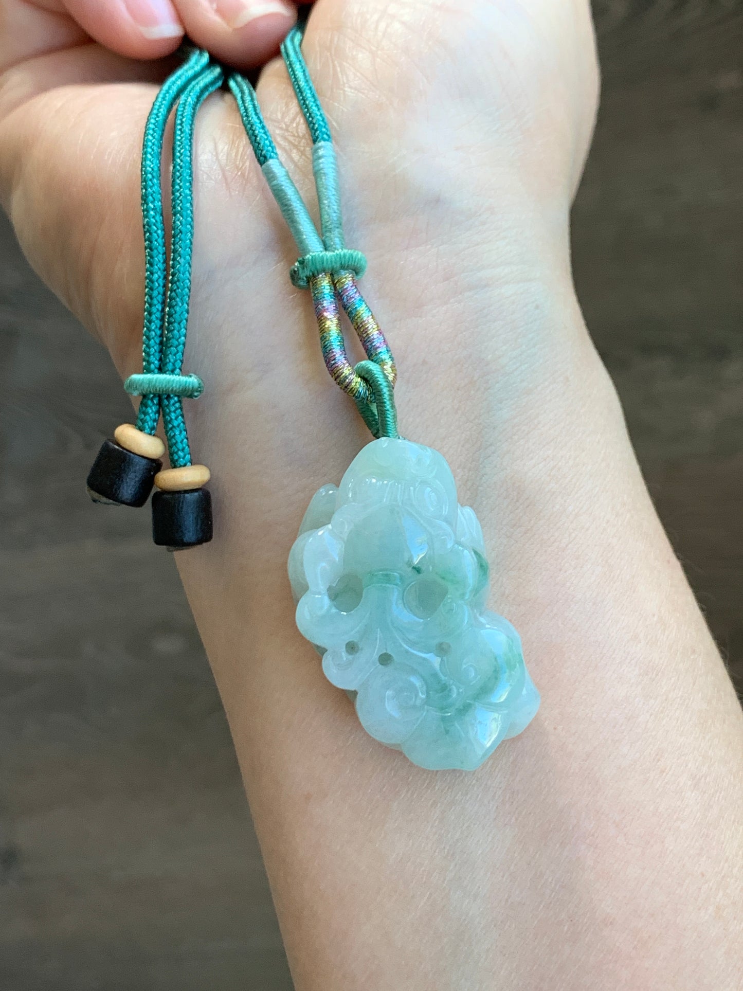 Natural Grade A Icy Translucent Gelatinous Green Marbled Jadeite Carved Pixiu Pendant Rope Necklace Adjustable 25" 24g 天然冰胶精工飘绿花翡翠貔貅吊坠