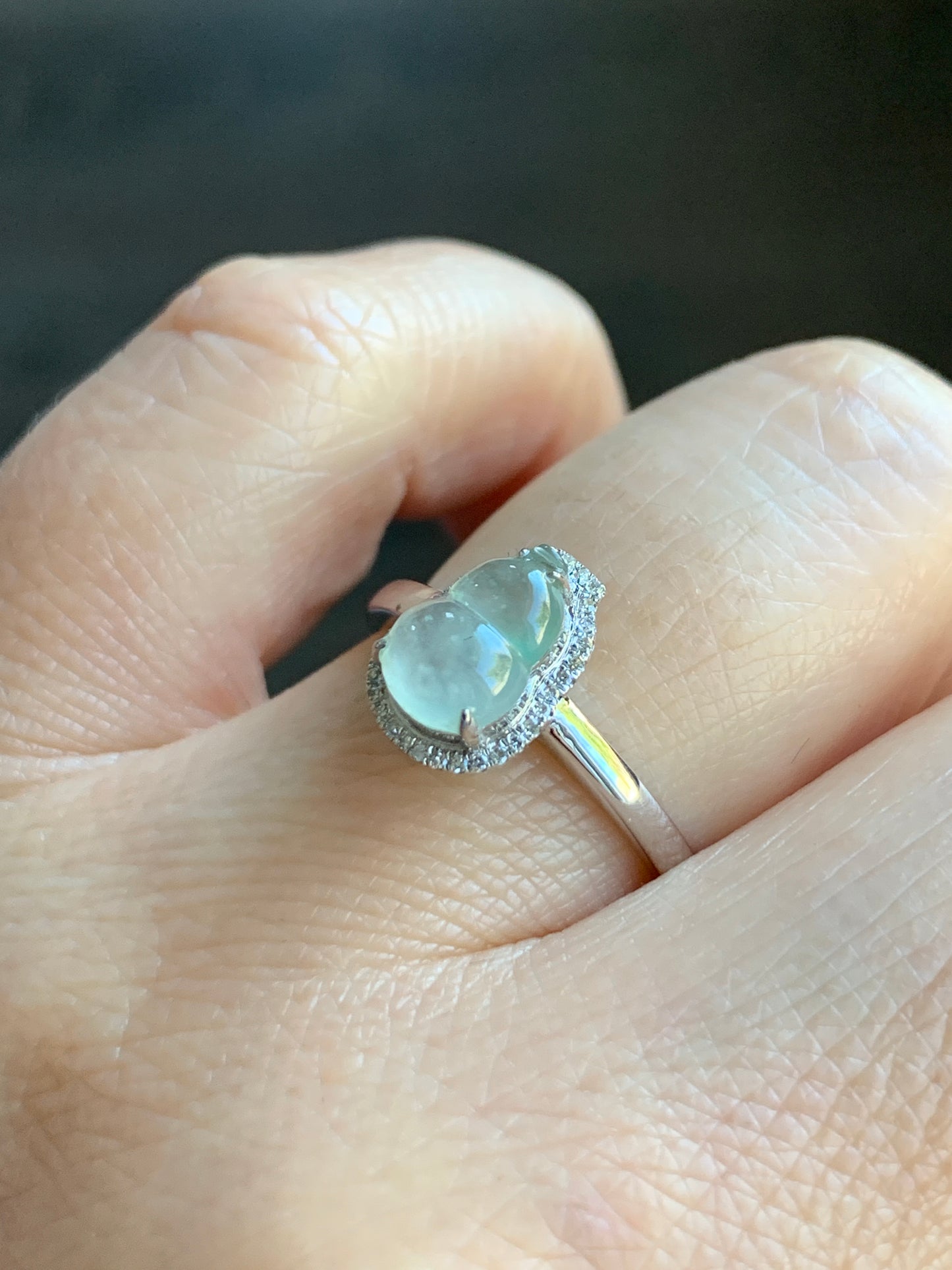 Certified Natural Premium Highly Translucent Jadeite Hulu Gourd Ring 18K White Gold & Diamonds Sz 7 天然正冰起光起钢白冰葫芦钻石镶嵌戒指