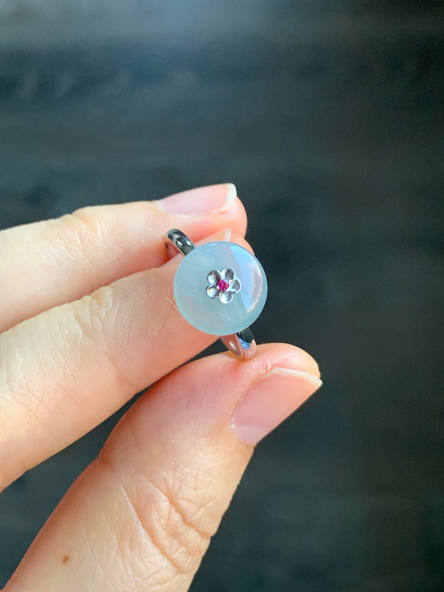Certified Grade A Natural Icy Highly Translucent Gelatinous Light Blue Jadeite Drum Bead Ring 18K White Gold Ruby Sz 7 US 天然冰胶淡蓝翡翠鼓珠红宝石镶嵌戒指
