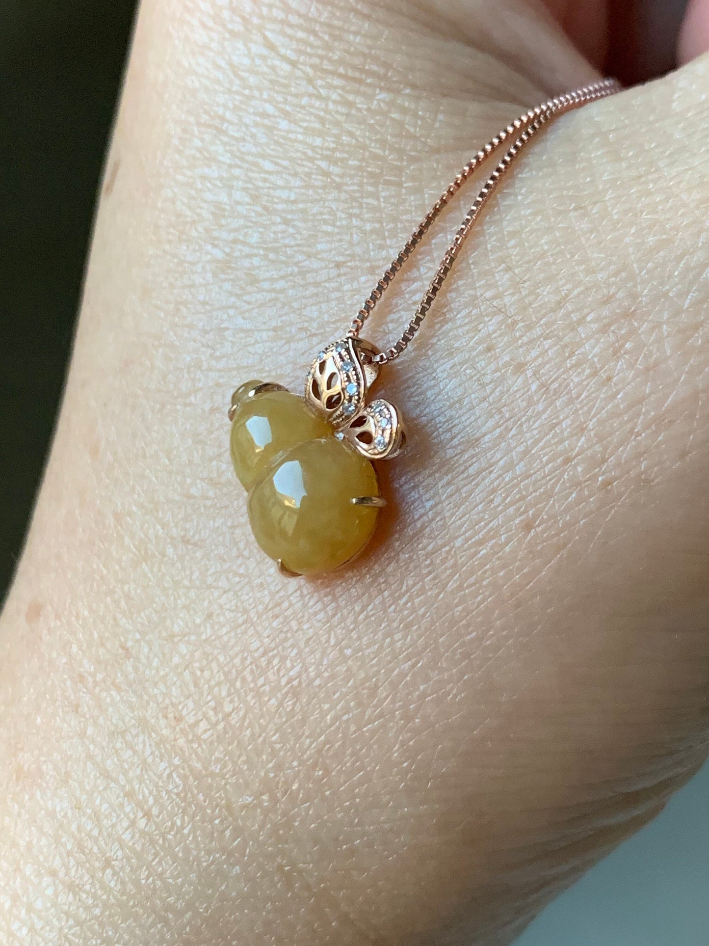Certified Natural Burmese Icy Translucent Jadeite Gourd Hulu Pendant in 18K Rose Gold with Diamonds 天然缅甸黄翡葫芦K玫钻石镶嵌吊坠