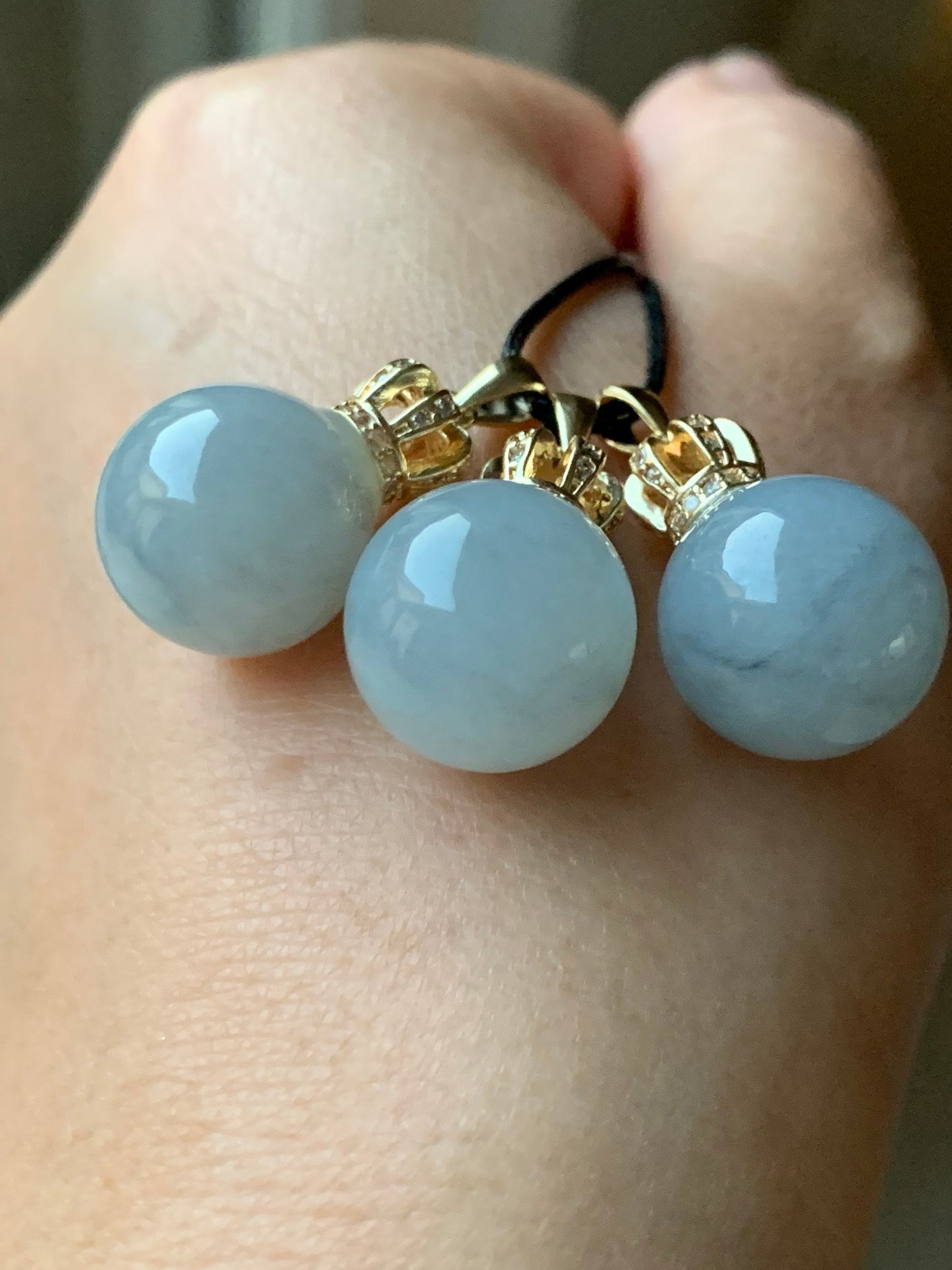 Huge Natural Burmese Translucent Wuji Light Blue Jadeite Single Bead Pendant 14K Yellow Gold PLATED 天然缅甸蓝底冰乌鸡翡翠单珠吊坠14K包金