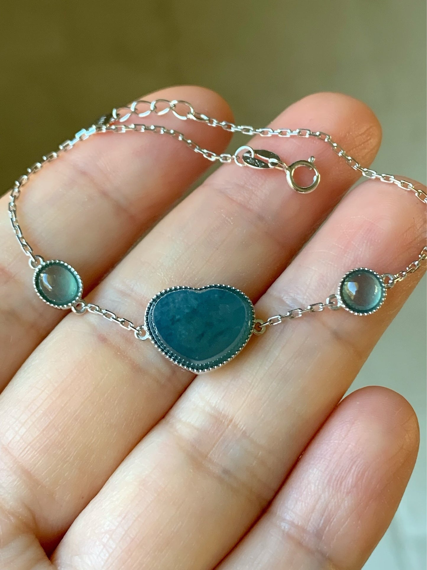 Certified Natural Burmese Icy Translucent Teal Blue Jadeite Heart Bracelet 18K White Gold 5.75"-6.25” 天然缅甸湖水蓝翡翠爱心切割面白金手链