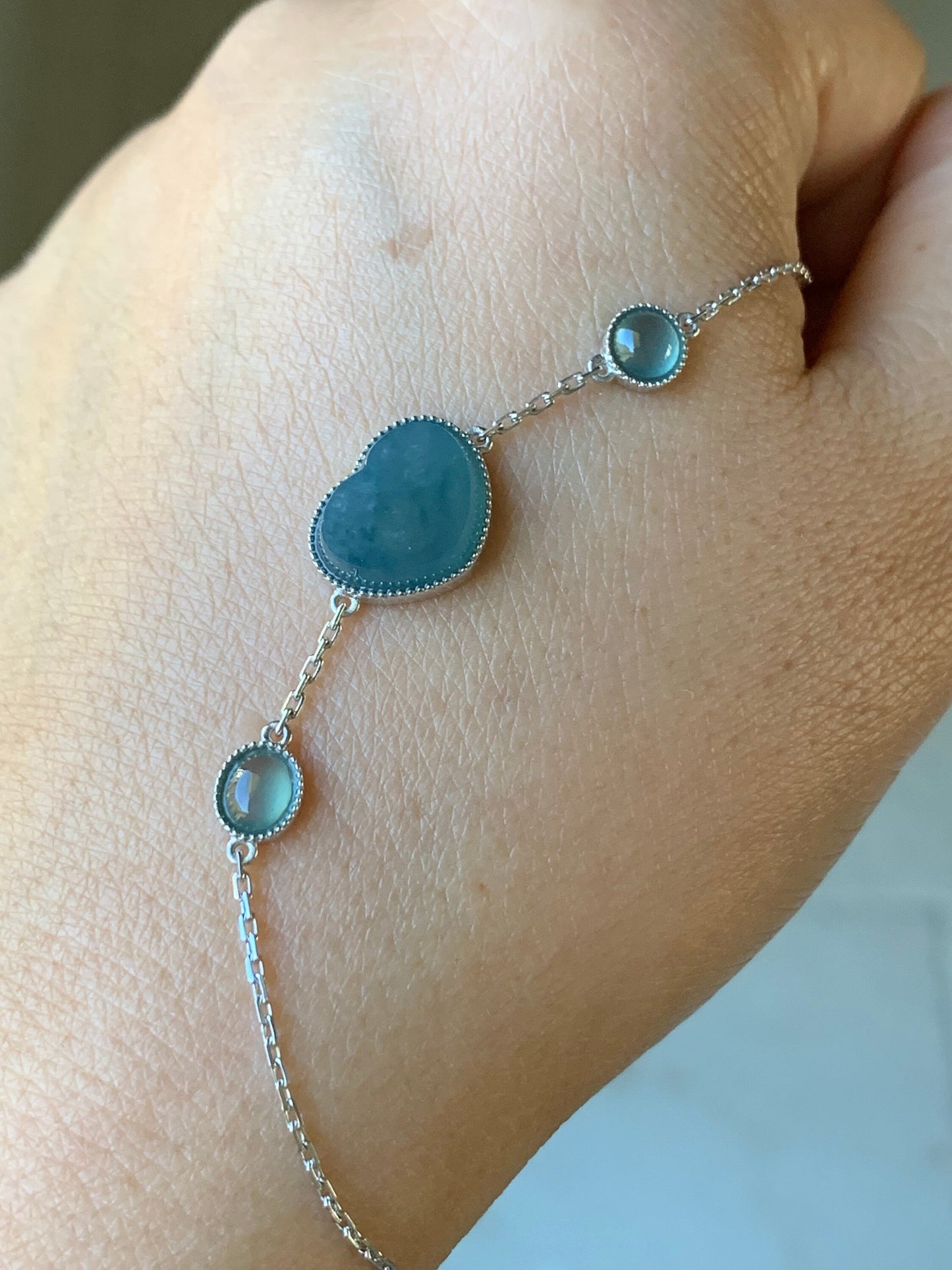 Certified Natural Burmese Icy Translucent Teal Blue Jadeite Heart Bracelet 18K White Gold 5.75"-6.25” 天然缅甸湖水蓝翡翠爱心切割面白金手链