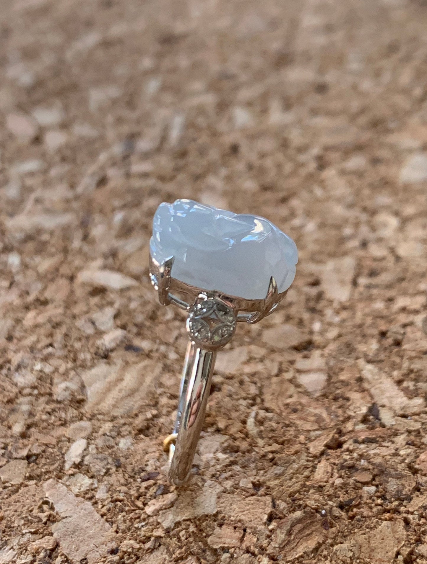 Certified Natural Burmese Icy Sky Blue Premium Three-legged Toad Jadeite Ring Size 7 18K White Gold with Diamonds 天然缅甸冰胶天空蓝翡翠揭阳工三脚金蟾镶嵌戒指