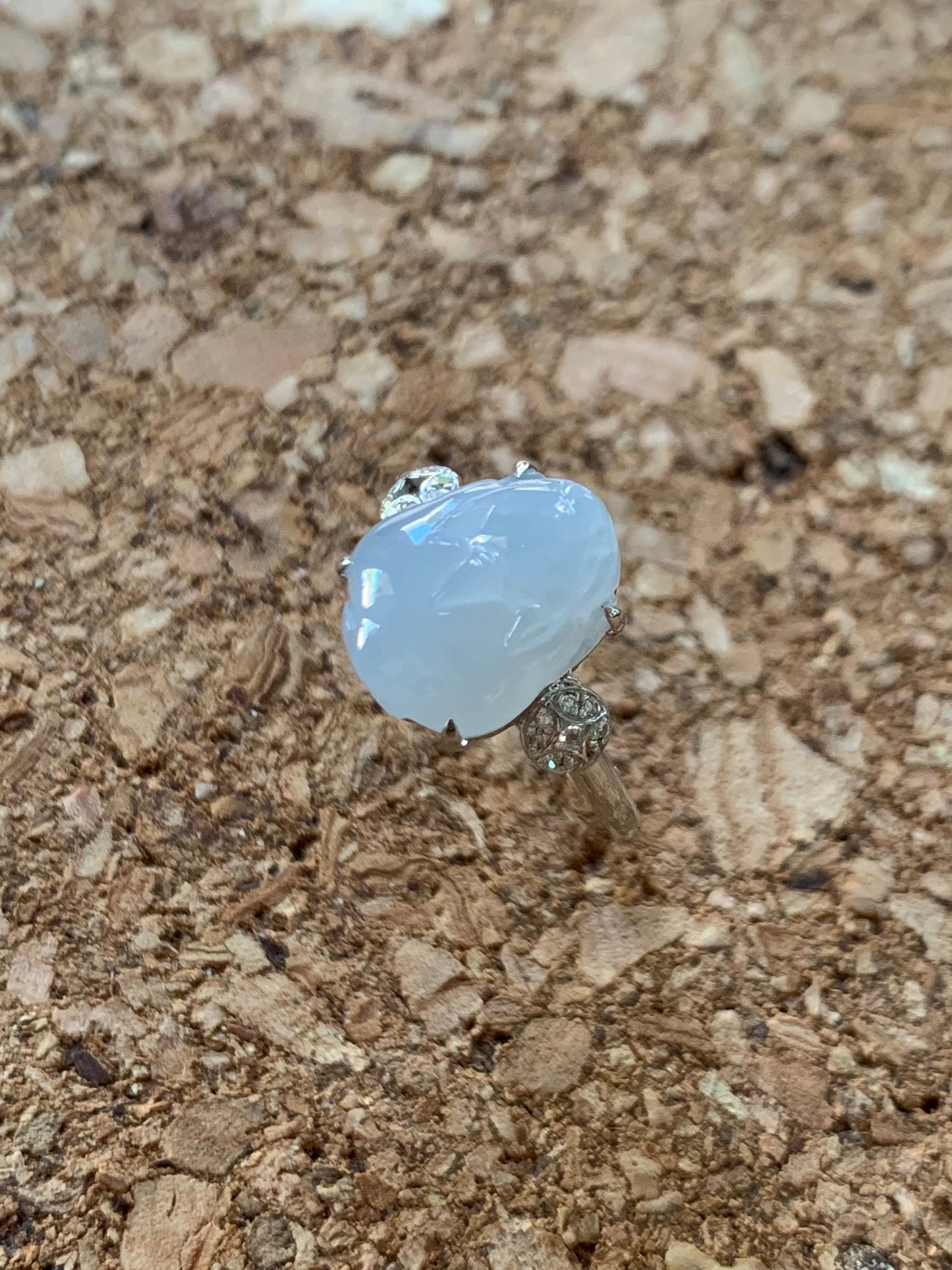 Certified Natural Burmese Icy Sky Blue Premium Three-legged Toad Jadeite Ring Size 7 18K White Gold with Diamonds 天然缅甸冰胶天空蓝翡翠揭阳工三脚金蟾镶嵌戒指