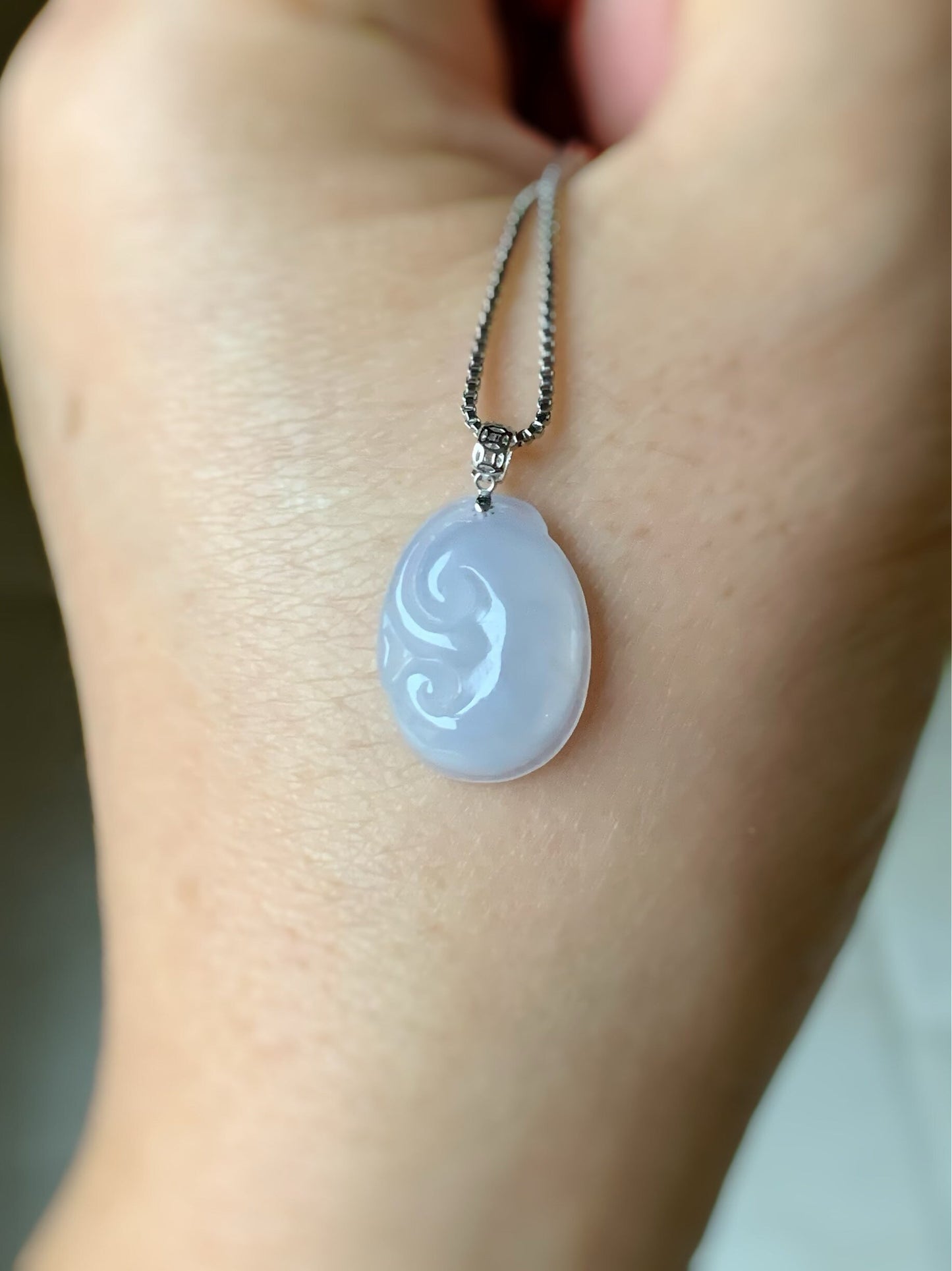 Natural Burmese Translucent & Gelatinous Light Purple Jadeite Ruyi Petite Pendant 18K White Gold w/ Silver Chain 天然缅甸冰淡紫底翡翠如意镶嵌吊坠