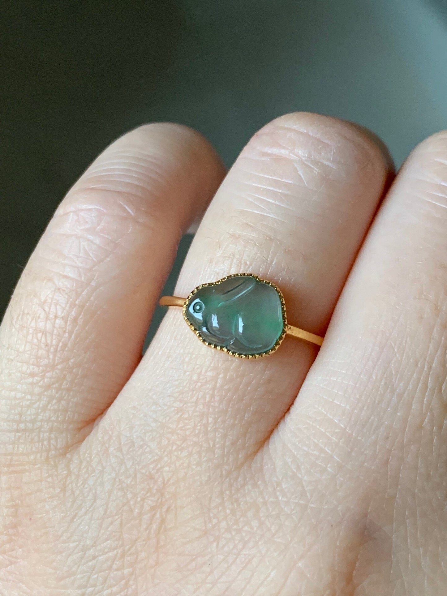 Certified Natural Guatemalan Icy Highly Translucent Gelatinous Light Green Marbled Jadeite Rabbit Ring 18K Yellow Gold Sz 7 天然冰危晴底飘花翡翠小兔镶嵌戒指
