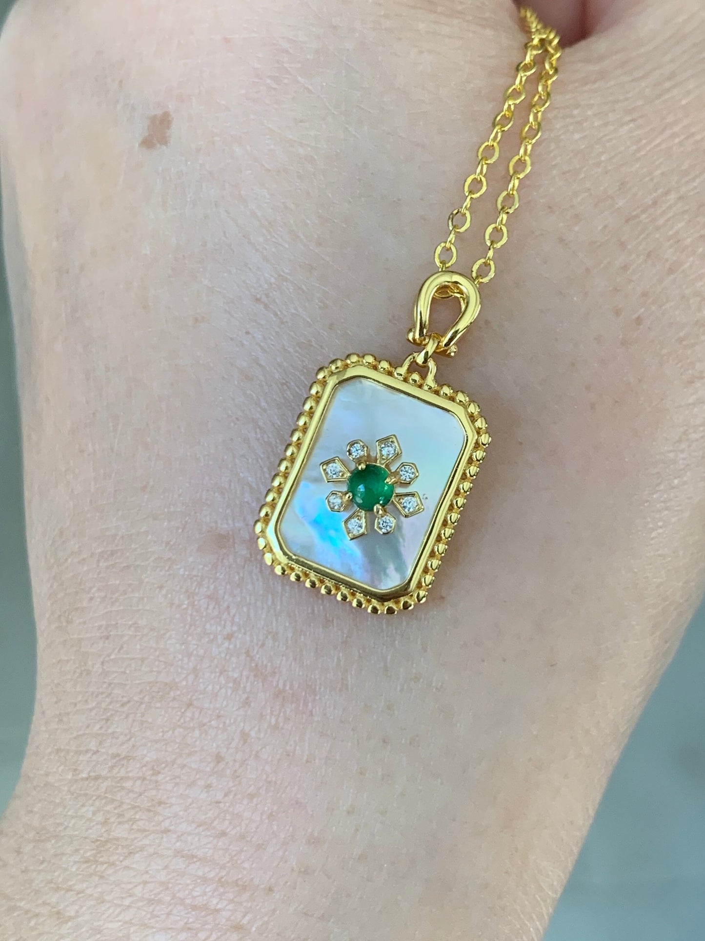 Natural Guatemalan Premium Vibrant Green Jadeite Mother of Pearl Pendant S925 Silver w/ Chain 17” 天然冰危绿翡翠贝母银镶吊坠