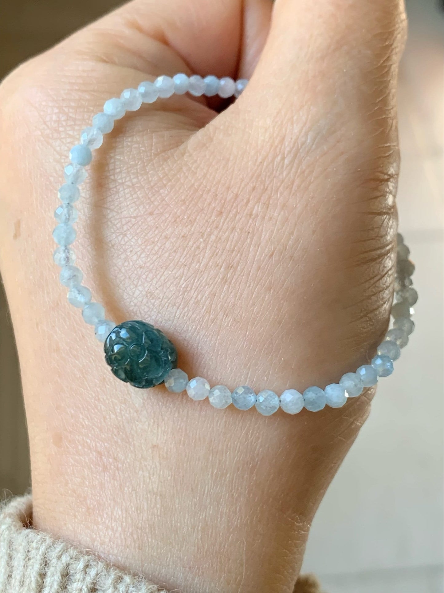 Natural Guatemalan Icy Blue Jadeite Engraved Bead Natural Faceted Aquamarine Beaded Bracelet Adjustable Sterling Silver 天然冰危蓝翡翠仿古雕珠海蓝宝珠手串