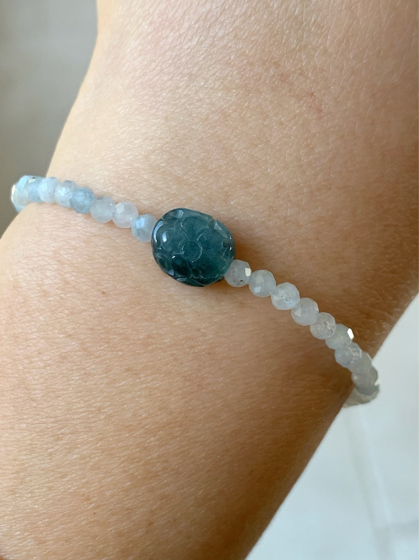 Natural Guatemalan Icy Blue Jadeite Engraved Bead Natural Faceted Aquamarine Beaded Bracelet Adjustable Sterling Silver 天然冰危蓝翡翠仿古雕珠海蓝宝珠手串