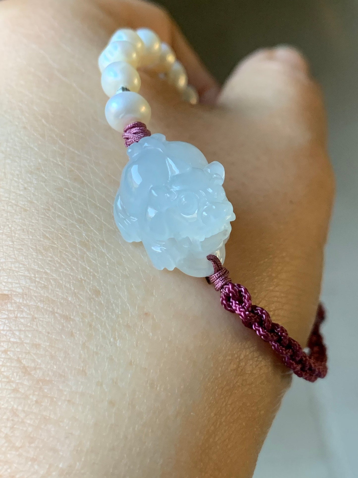 Natural Burmese Icy Translucent Gelatinous Pure White Jadeite Carved Pixiu Rope Bracelet w/ Freshwater Pearls Adjustable 天然缅甸冰胶白冰翡翠貔貅珍珠手绳