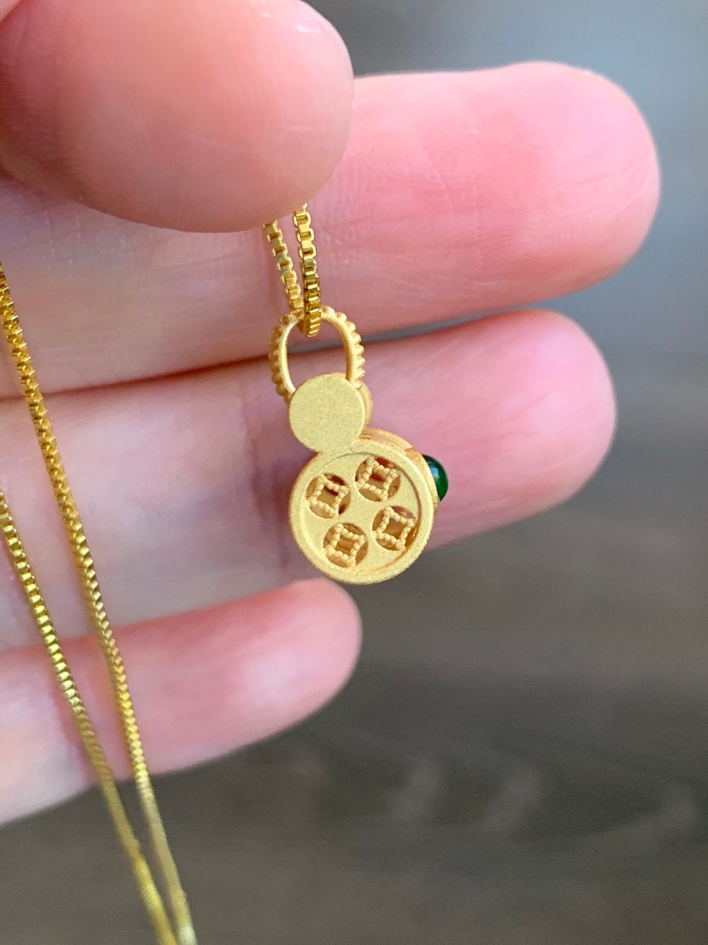 Natural Guatemalan Premium Vibrant Green Jadeite 3D Lock Pendant S925 Silver Yellow Gold Finish w/ Chain 天然高冰危绿翡翠银镶立体锁包吊坠套链