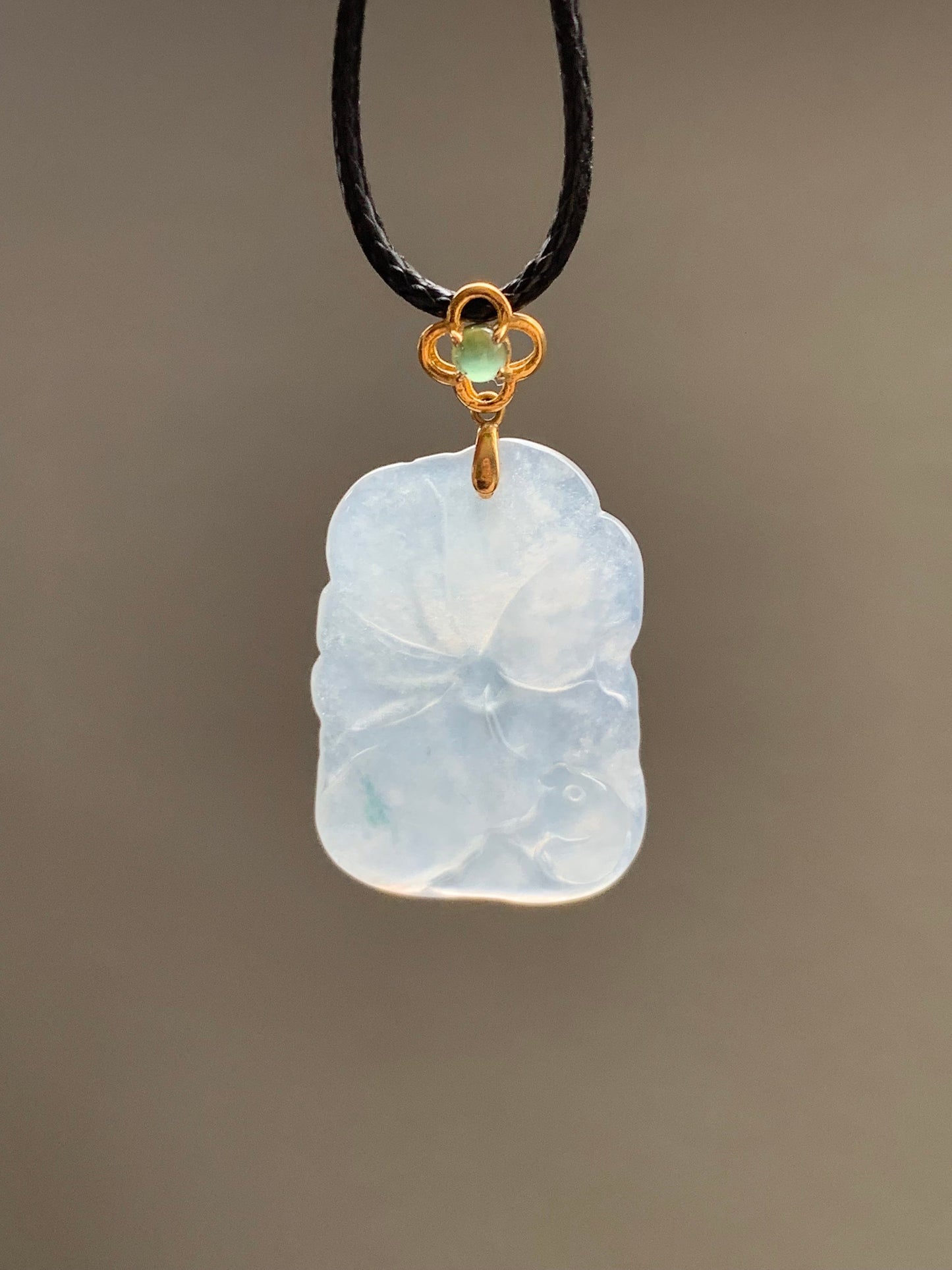 Natural Burmese Icy Translucent Gelatinous Icy White Jadeite Carved Lily Pad & Fish Pendant 18K Yellow Gold Bail 天然缅甸冰胶白冰翡翠荷叶鱼吊坠