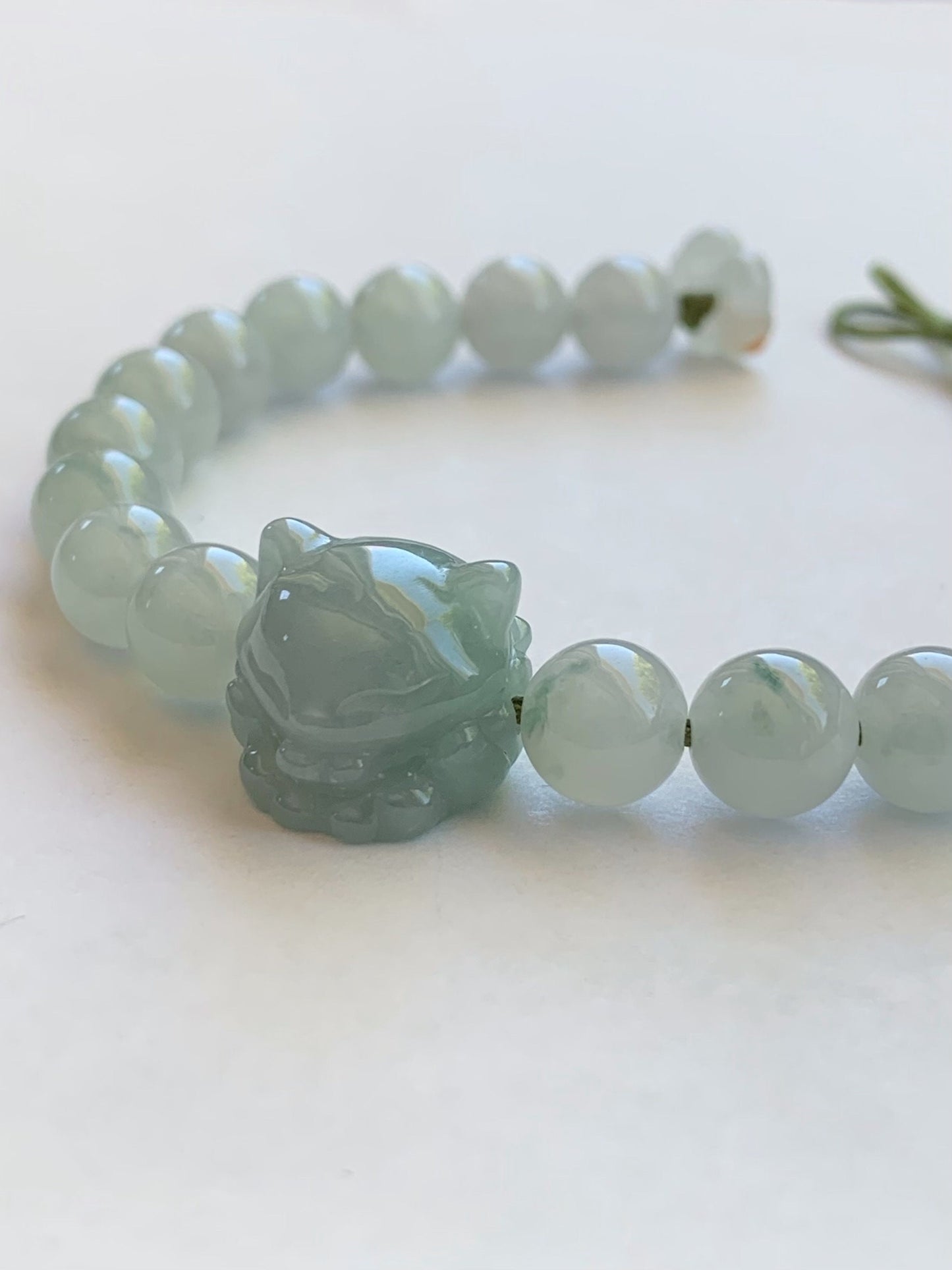 Natural Burmese Icy Translucent Light Green Jadeite Nine-Tailed Fox & Icy White Jadeite w/ Green Marbling Beaded Bracelet 7” 天然缅甸冰晴翡翠九尾狐珠手串