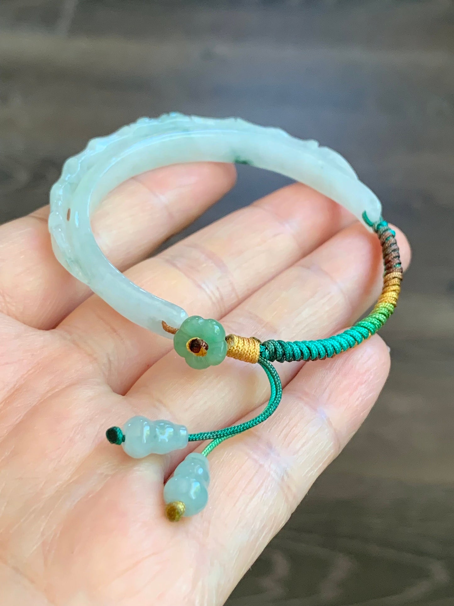 Natural Burmese Icy Translucent Gelatinous Green Marbled Jadeite Half Bangle Bamboo & Cherry Blossom Rope Bracelet 46.5mm 天然缅甸冰胶飘花翡翠半镯竹节梅花手绳
