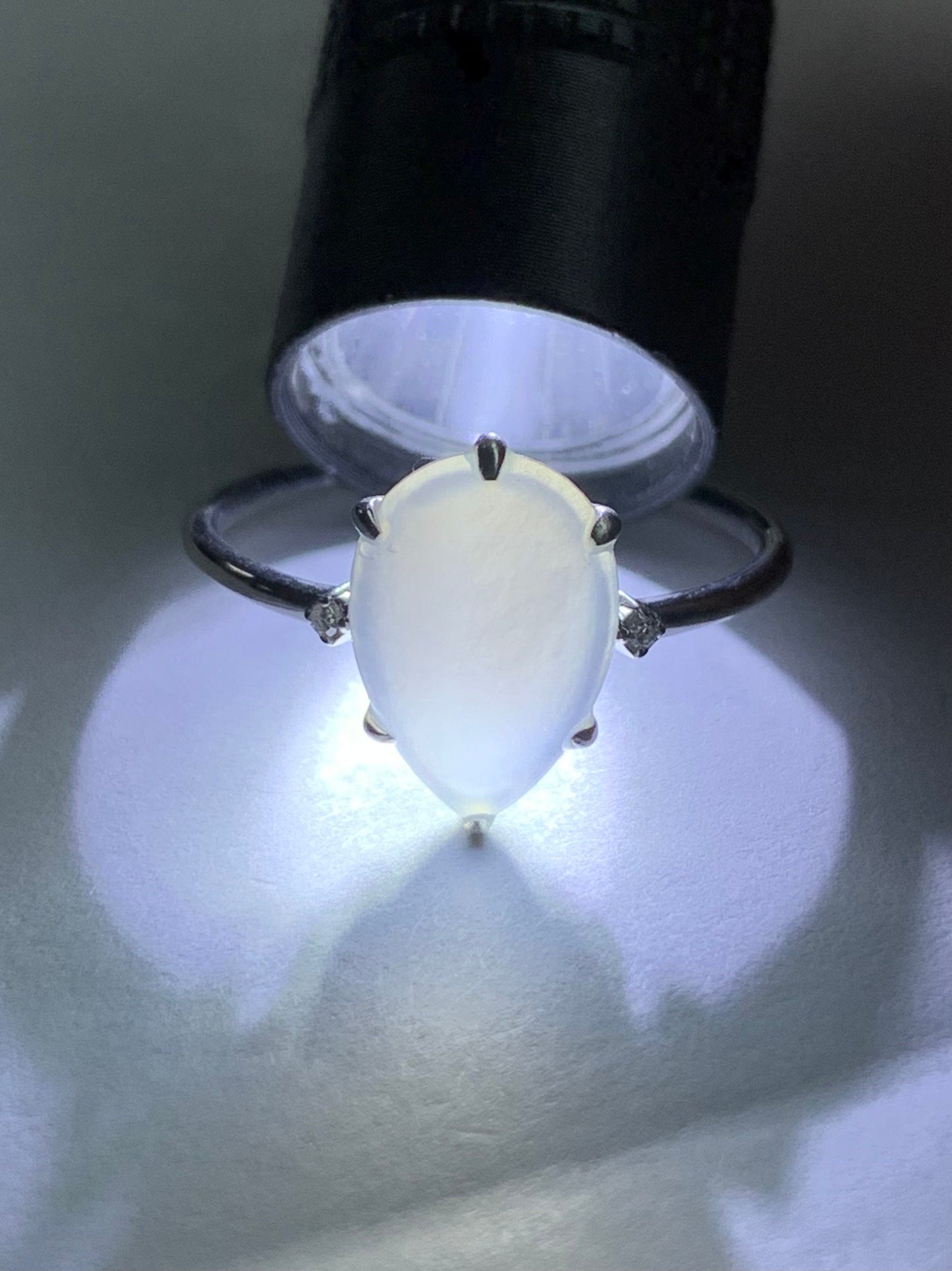 Certified Natural Burmese Icy Translucent Gelatinous White Jadeite Teardrop Ring 18K White Gold and Diamonds size 7 天然缅甸白冰胶翡翠水滴镶嵌戒指 1690
