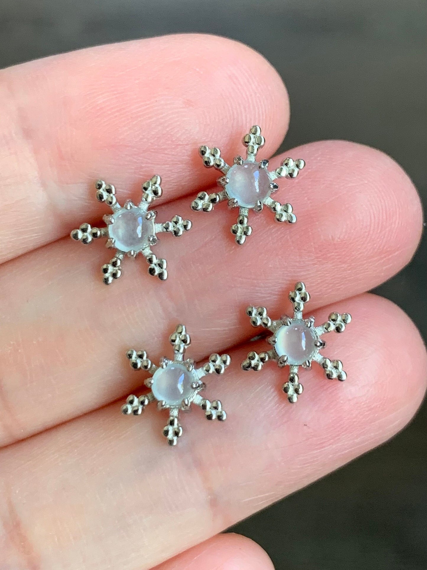 Natural Burmese Translucent Icy White Jadeite Snowflake Design Stud Earrings S925 Sterling Silver 天然缅甸白冰翡翠雪花耳钉