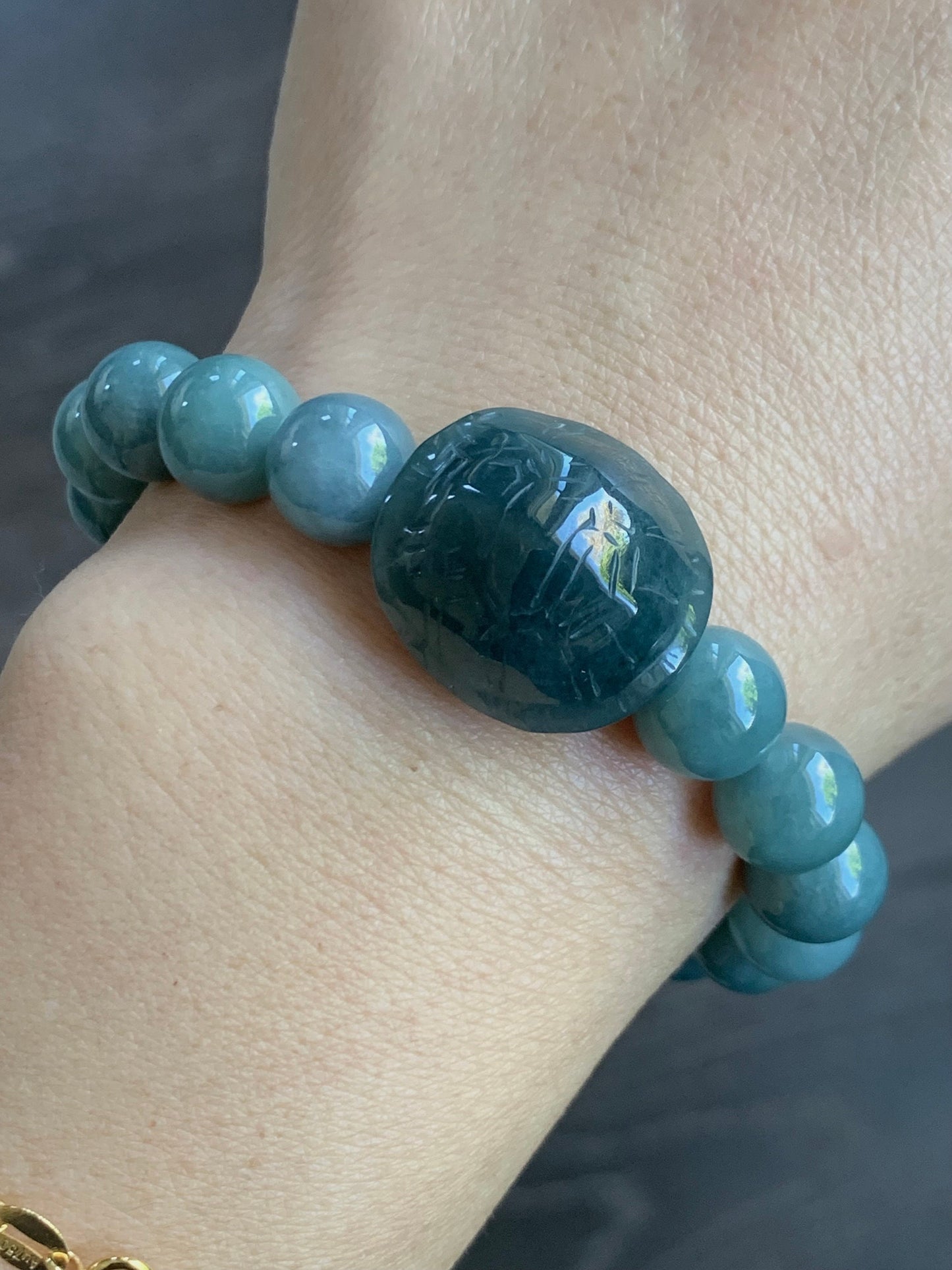 Natural Guatemalan Icy Translucent Dark Teal Blue Jadeite Turtle Shell Charm Dusty Blue Beaded Bracelet 9.9mm 7” 35g 天然糯冰危蓝水翡翠富甲手串 WLF1118
