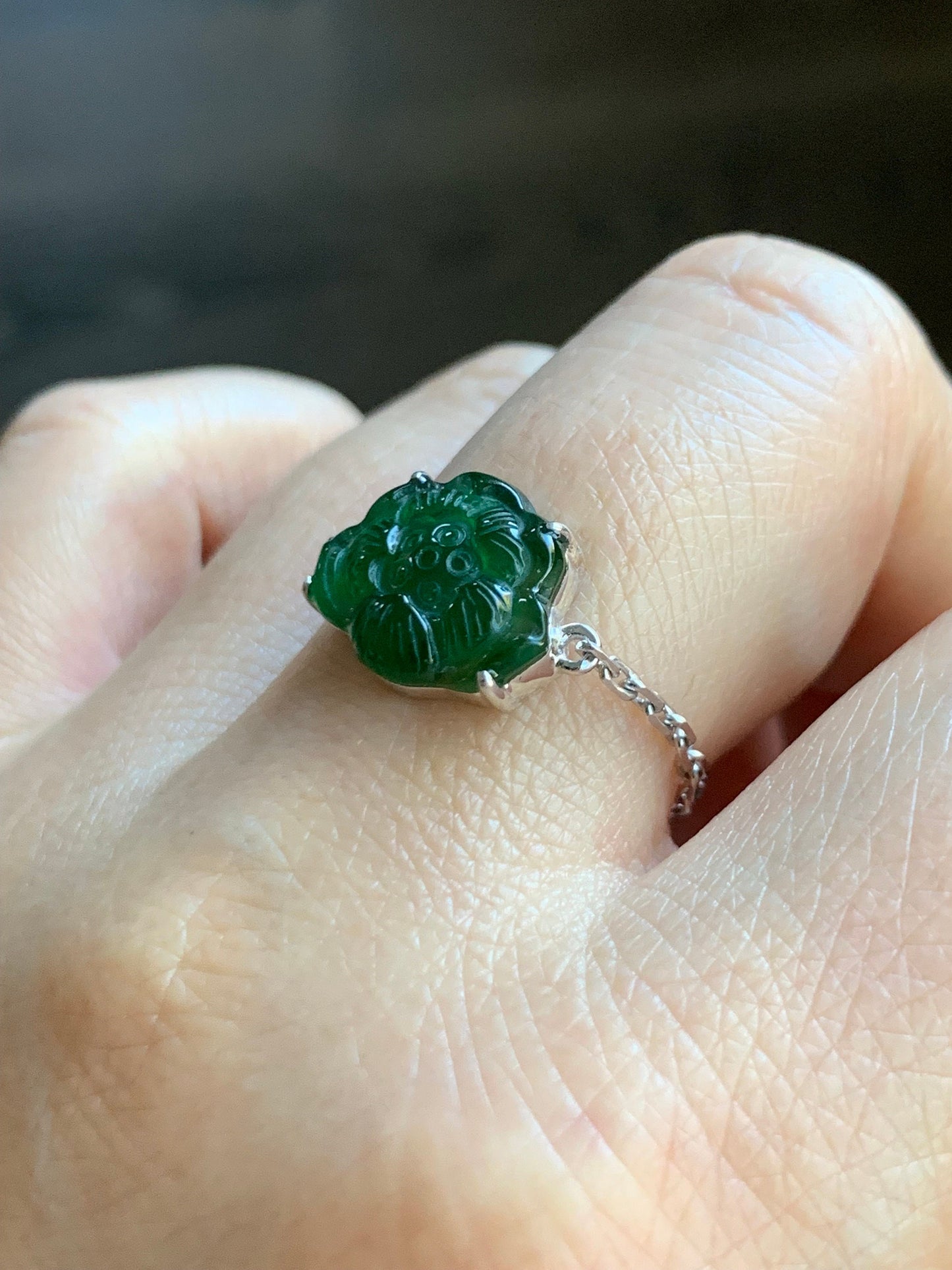 Certified Natural Guatemalan Icy Translucent Green Jadeite Carved Lotus Flower Chain Ring 18K White Gold Size Adjustable 天然冰危绿翡翠荷花镶嵌戒指 7421