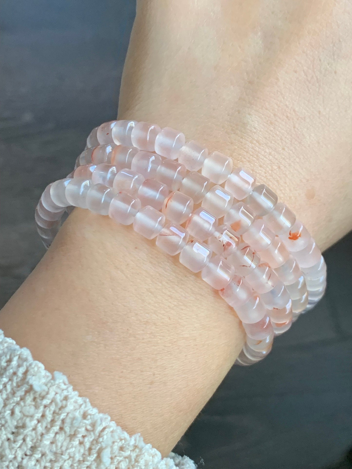 Natural Chinese Nanhong Icy Translucent Gelatinous Lychee Agate with Peachy Marbling Beaded Necklace 6.2mm 29” 50g 天然南红荔枝冻玛飘花玛瑙老型珠项链