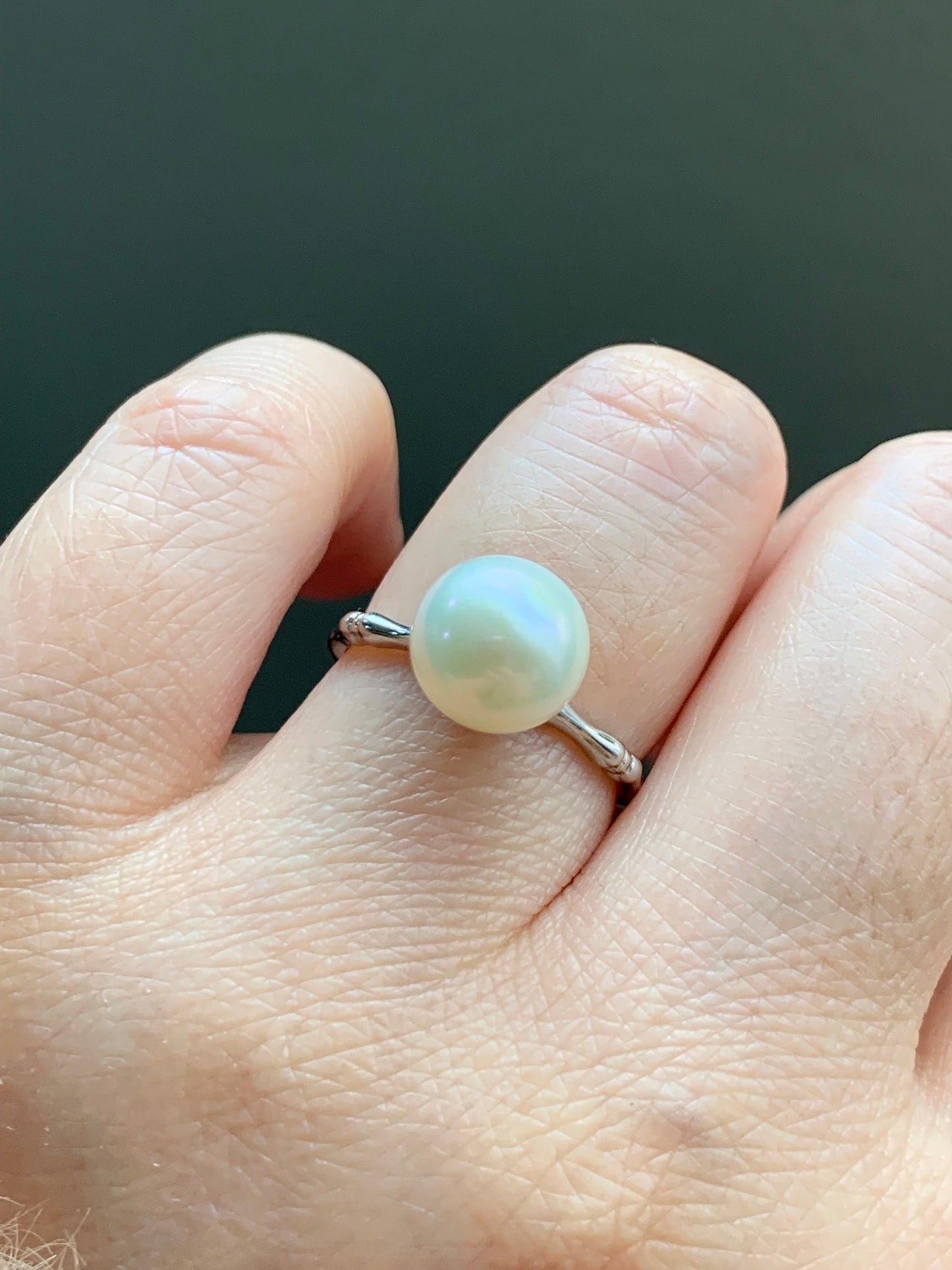 Natural Genuine Freshwater White Round Pearl Solitaire Ring with Bamboo Design Band Sterling Silver Adjustable 9.5mm 天然淡水白色圆珍珠银镶竹节款戒指 BZJ100