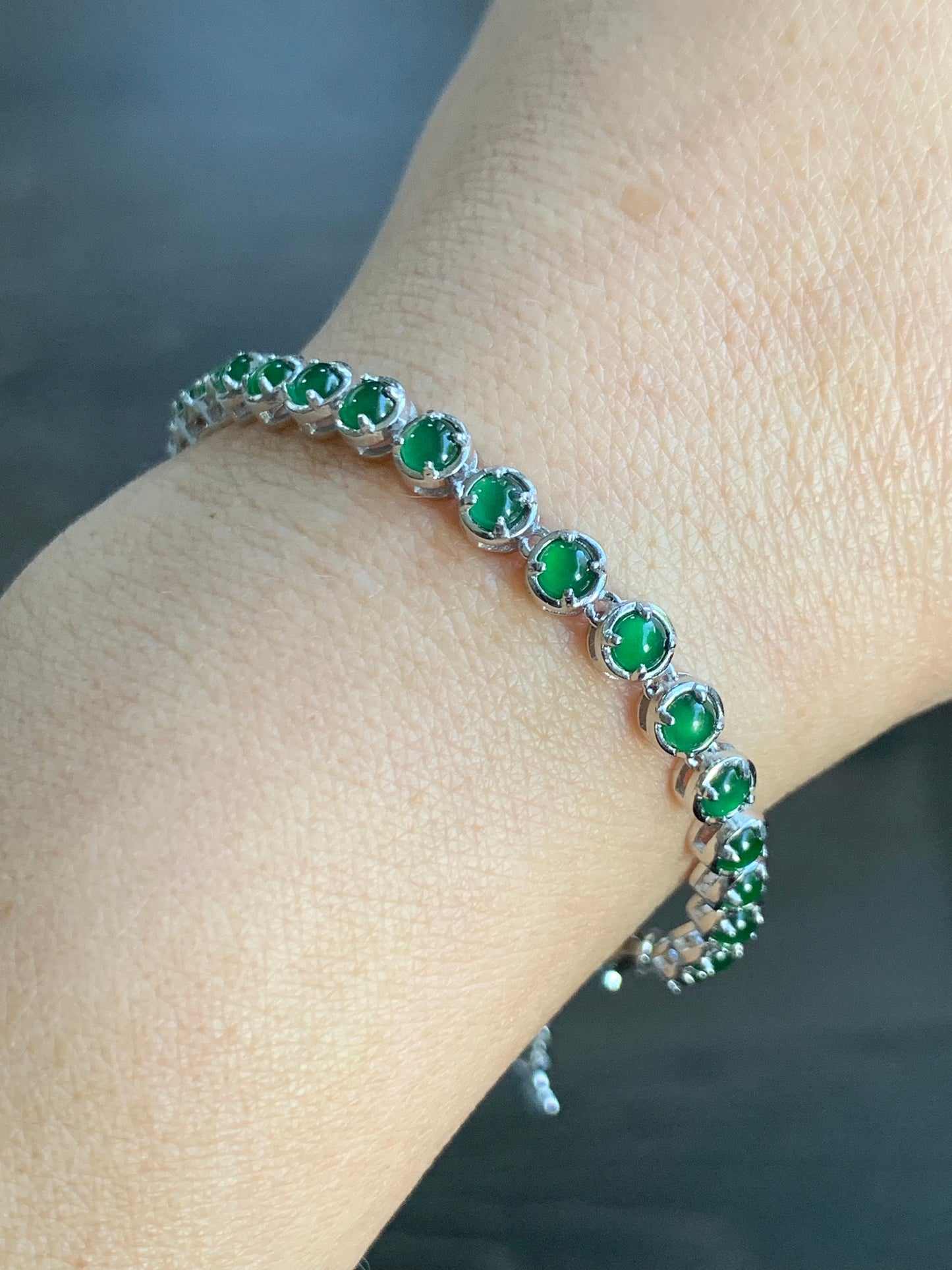 Certified Natural Guatemalan Premium Icy Vibrant Green Jadeite Tennis Bracelet S925 Sterling Silver adjustable 天然高冰危绿翡翠银镶手链 8052