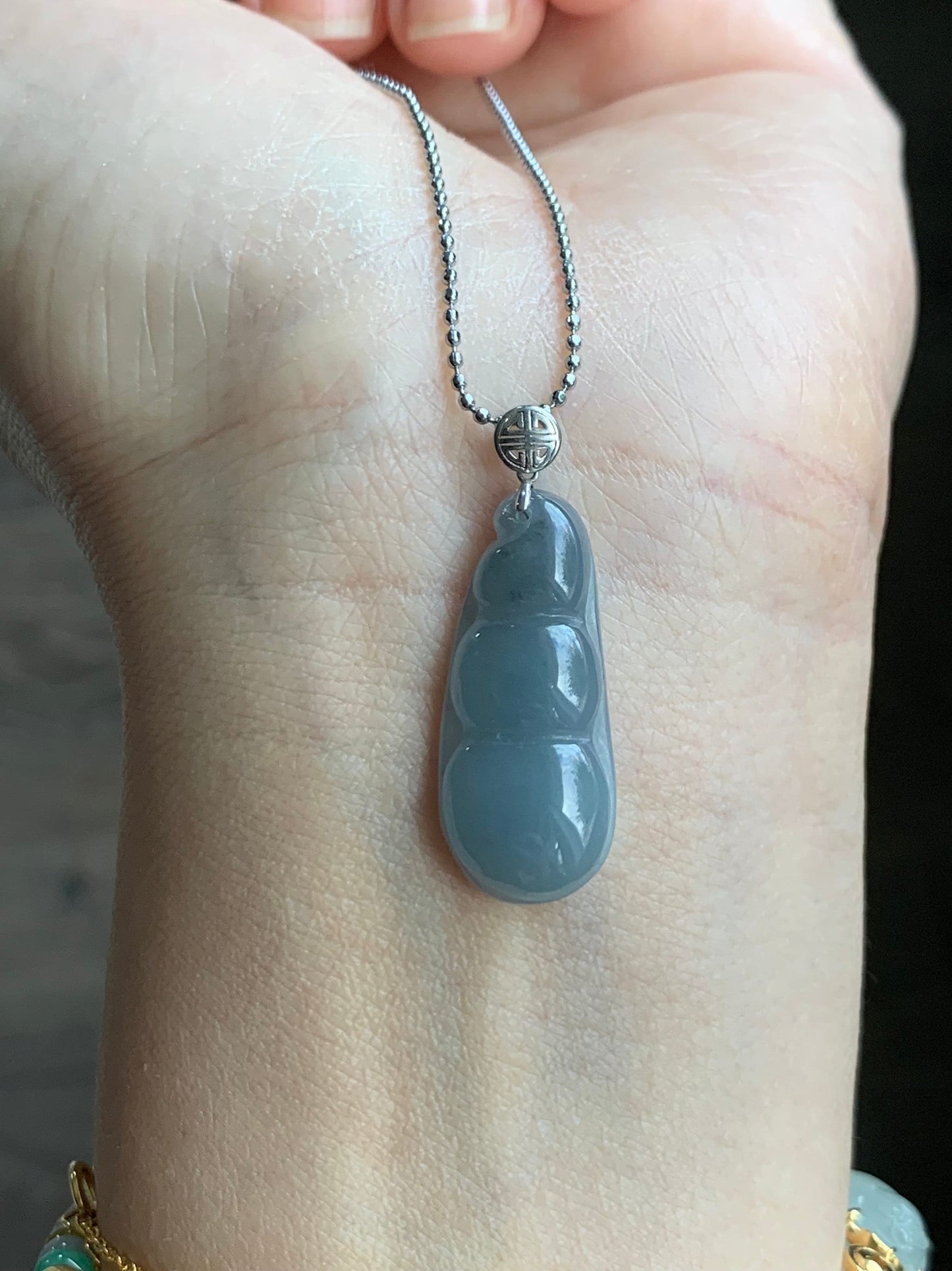 Natural Guatemalan Icy Translucent Light Dusty Blue Jadeite Peapod Pendant 18K White Gold 天然冰危蓝翡翠福豆吊坠 BTH113 B