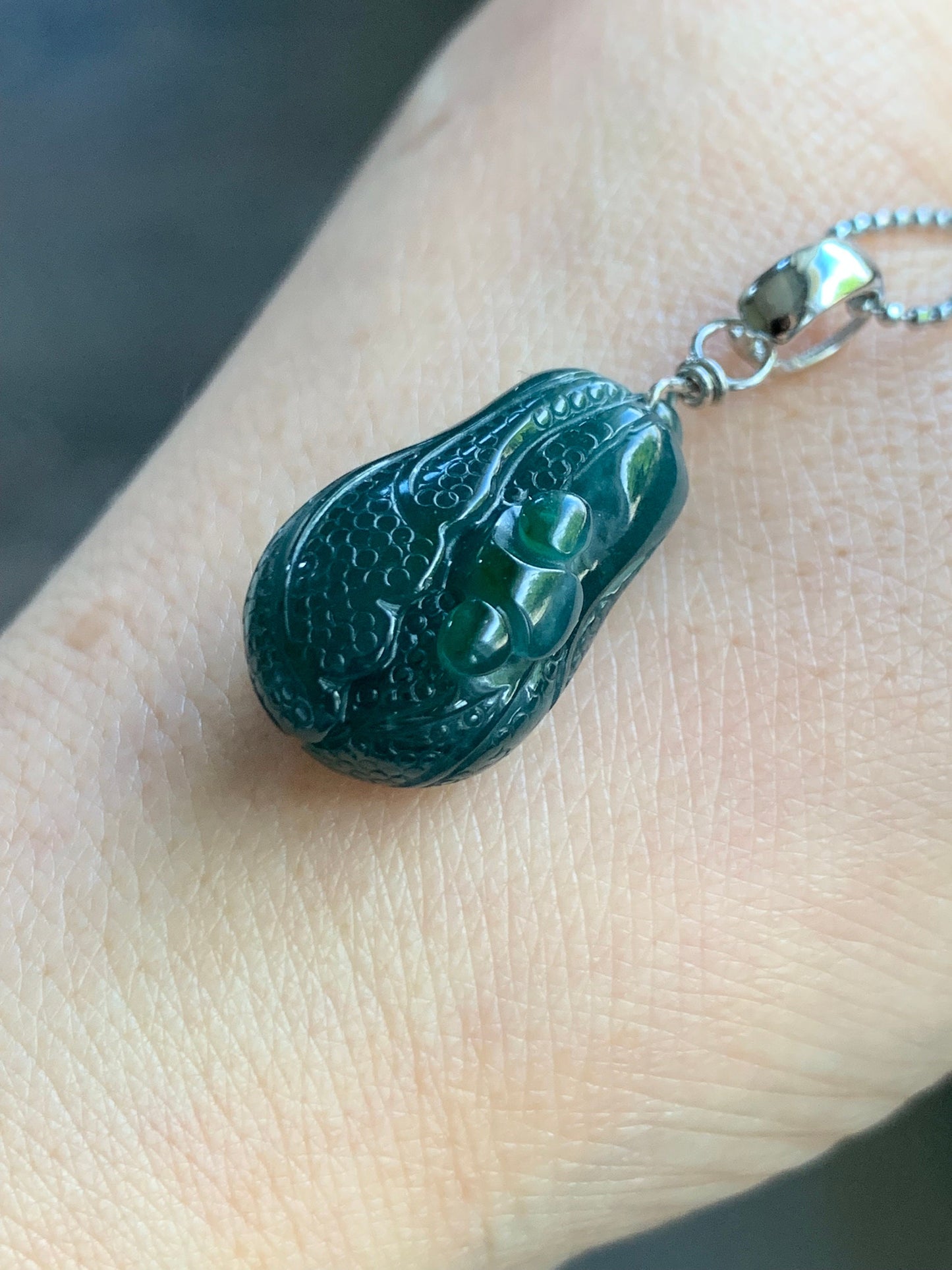 Natural Guatemalan Icy Translucent Dark Teal Blue Green Marbled Jadeite Carved Napa Cabbage Ruyi Pendant Sterling Silver 天然冰危深蓝绿翡翠白菜百财如意吊坠