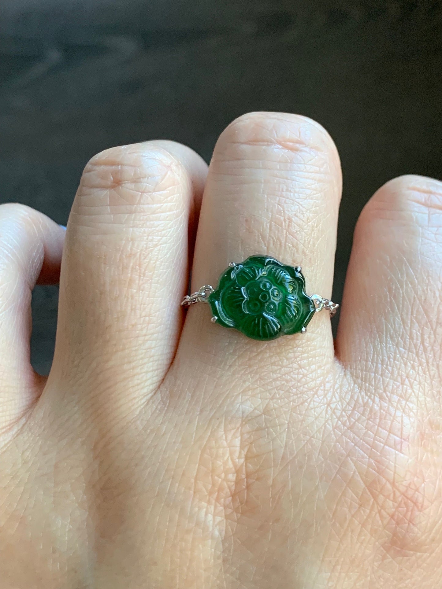 Certified Natural Guatemalan Icy Translucent Green Jadeite Carved Lotus Flower Chain Ring 18K White Gold Size Adjustable 天然冰危绿翡翠荷花镶嵌戒指 7421