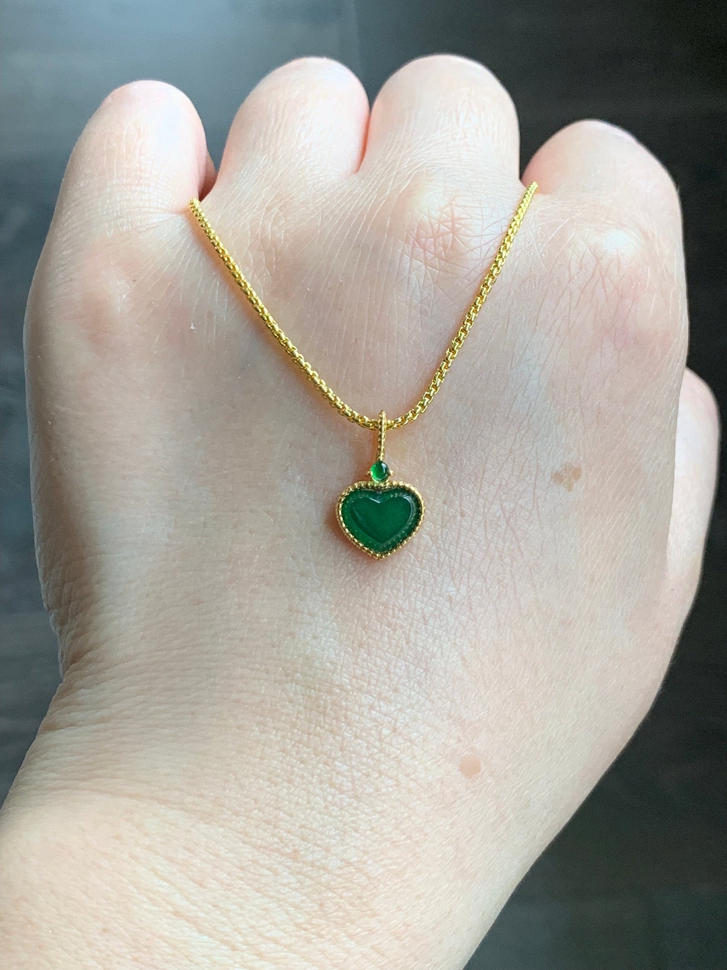 Natural Guatemalan Icy Highly Translucent Vibrant Green Jadeite Faceted Heart Pendant Sterling Silver Yellow Gold Finish 天然冰危绿翡翠爱心蛋面银镶吊坠 B