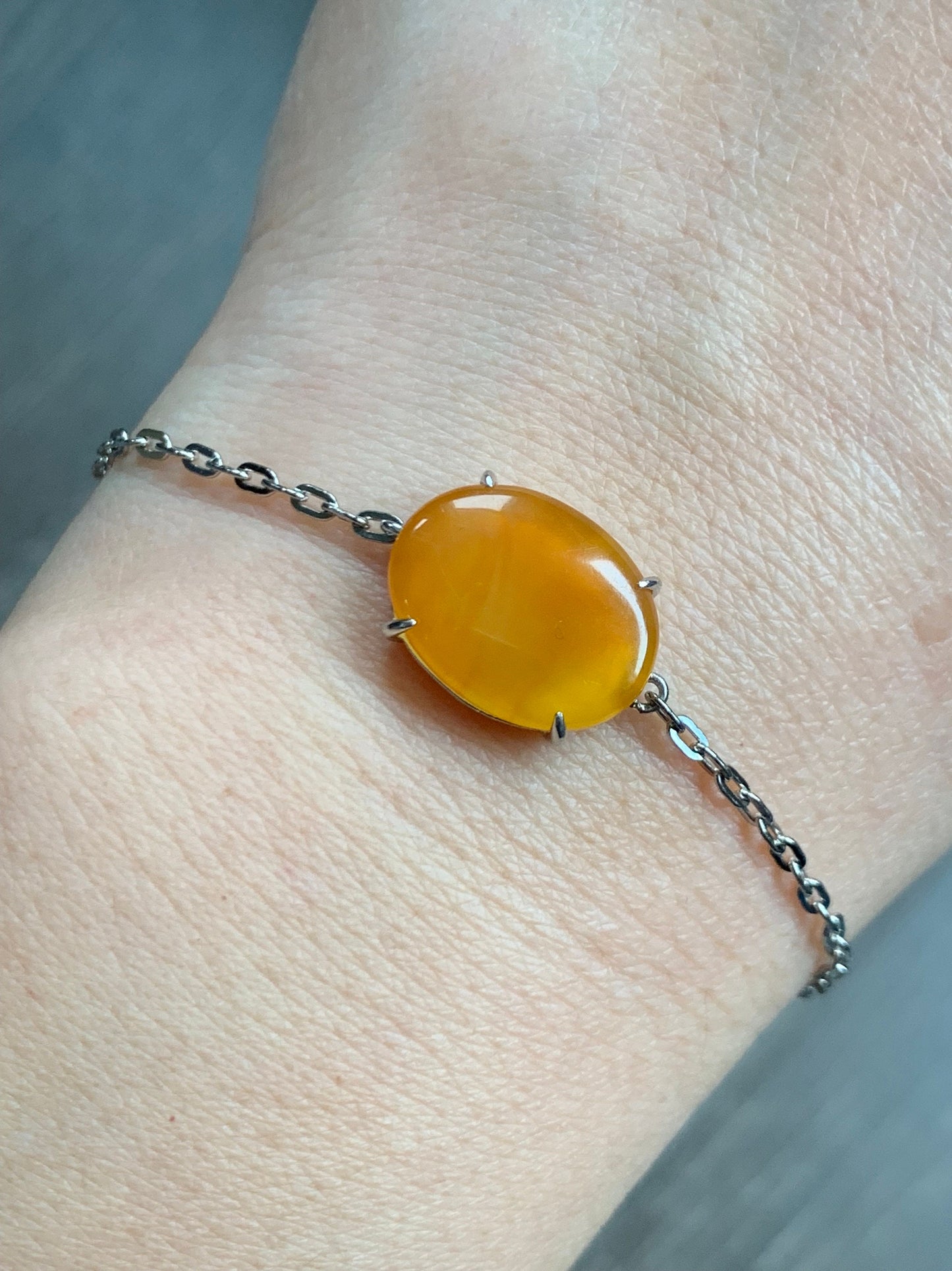 Natural Fossilized Tree Bark Resin Honeybee Wax Oval Canochon Sterling Silver Cable Chain Bracelet Adjustable 6.5”-8” 天然蜜蜡椭圆银镶手链