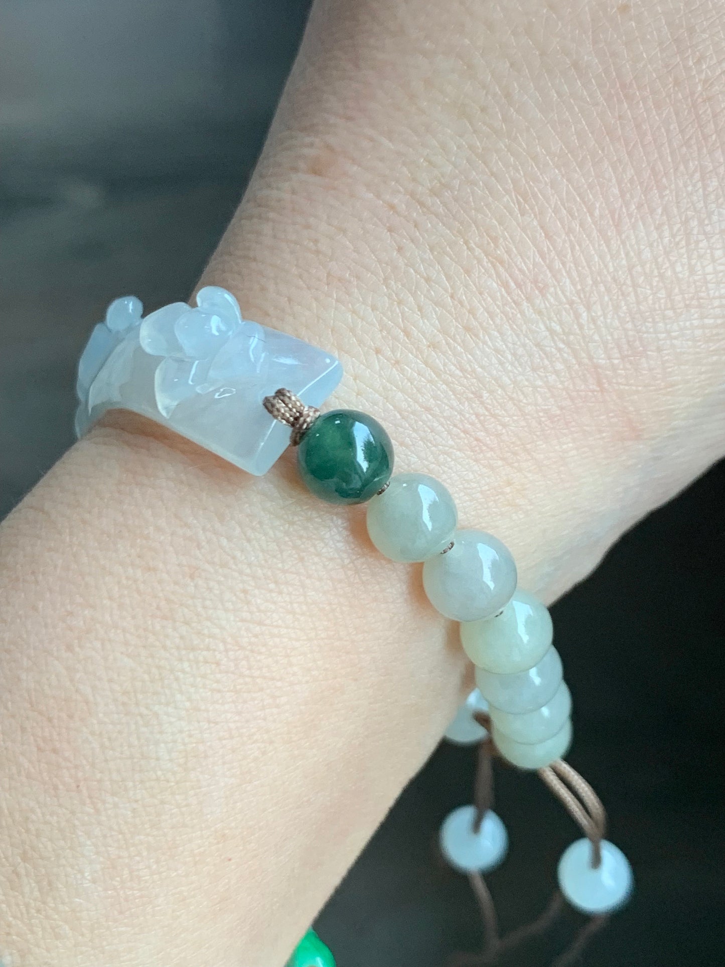 Natural Burmese Grade A Icy Highly Translucent Jadeite Lotus Flower Cuff Beige Jadeite Beads Beaded Bracelet 6” 16g 天然缅甸冰胶翡翠莲花手牌冰糖黄翡翠圆珠手串