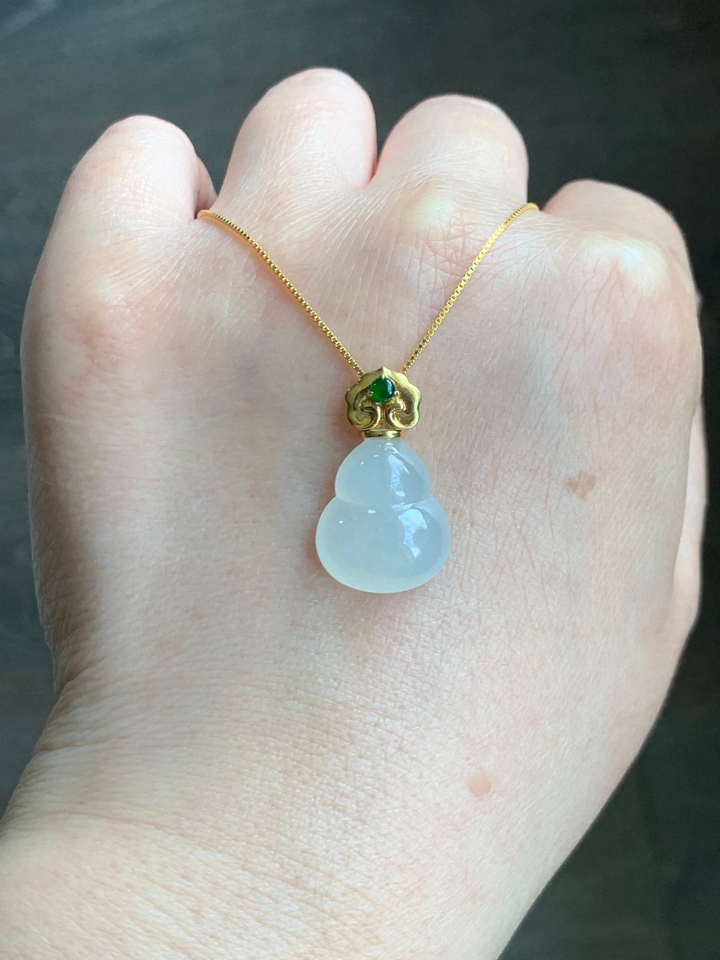 Certified Natural Burmese Icy Translucent Gelatinous White Jadeite Hulu Gourd Pendant Green Jadeite Ruyi Bail 18K Gold 天然缅甸老种起光翡翠葫芦镶嵌吊坠 7119