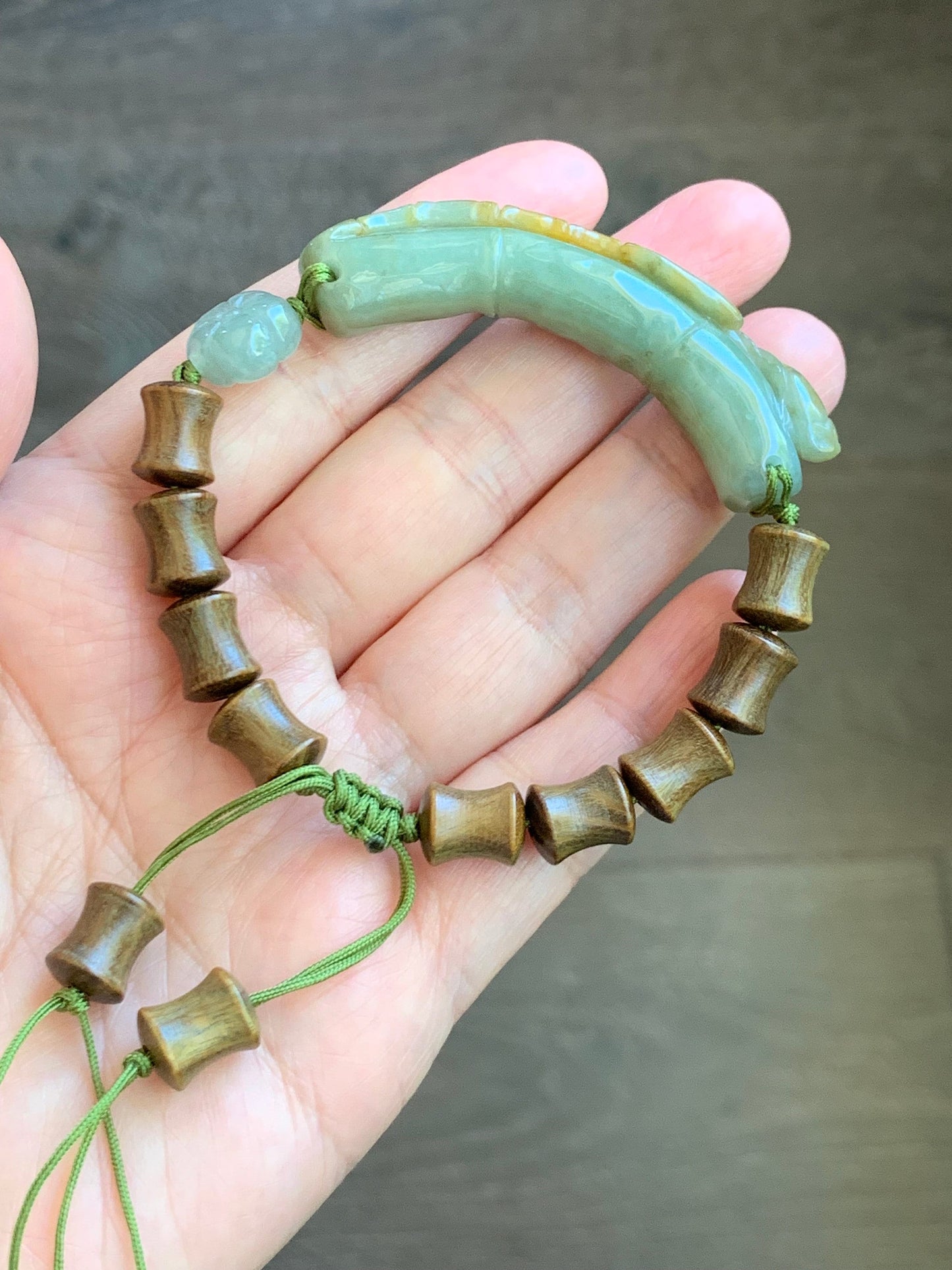Natural Burmese Translucent Dusty Green Jadeite w/ Yellow Marbling Bamboo Cuff Green Sandalwood Beaded Bracelet 6.75” 21g 天然缅甸黄加绿翡翠竹节绿檀木手串