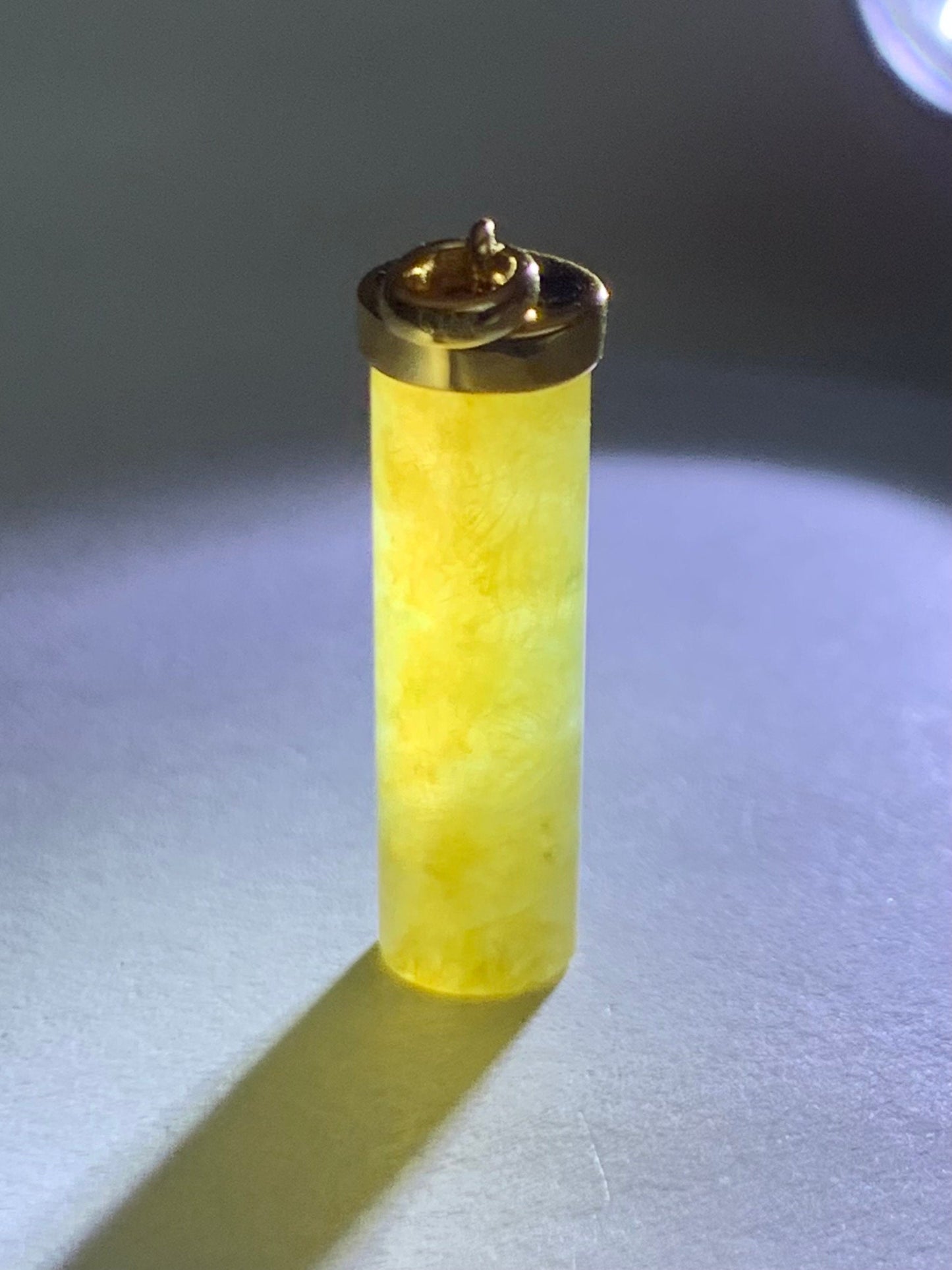 Certified Natural Burmese Icy Translucent Yellow Jadeite Pillar Cylinder Pendant 18K Yellow Gold 2.65g 天然缅甸冰黄翡翠圆柱镶嵌吊坠 7037