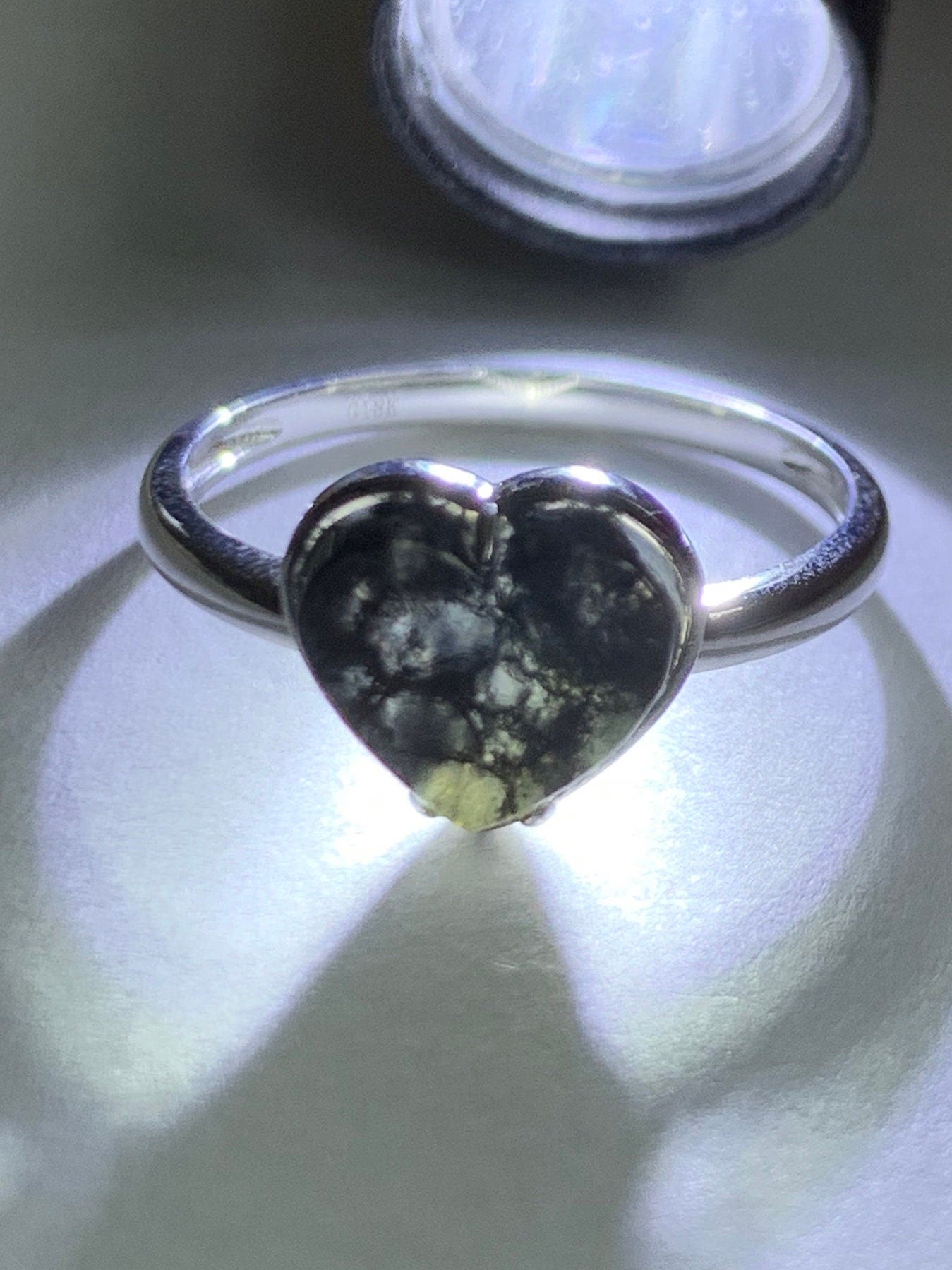 Certified Natural Burmese Icy Translucent Dark Wuji Jadeite Heart Ring 18K White Gold Size 7.25 2.23g 天然缅甸冰乌鸡翡翠爱心蛋面镶嵌戒指 7046