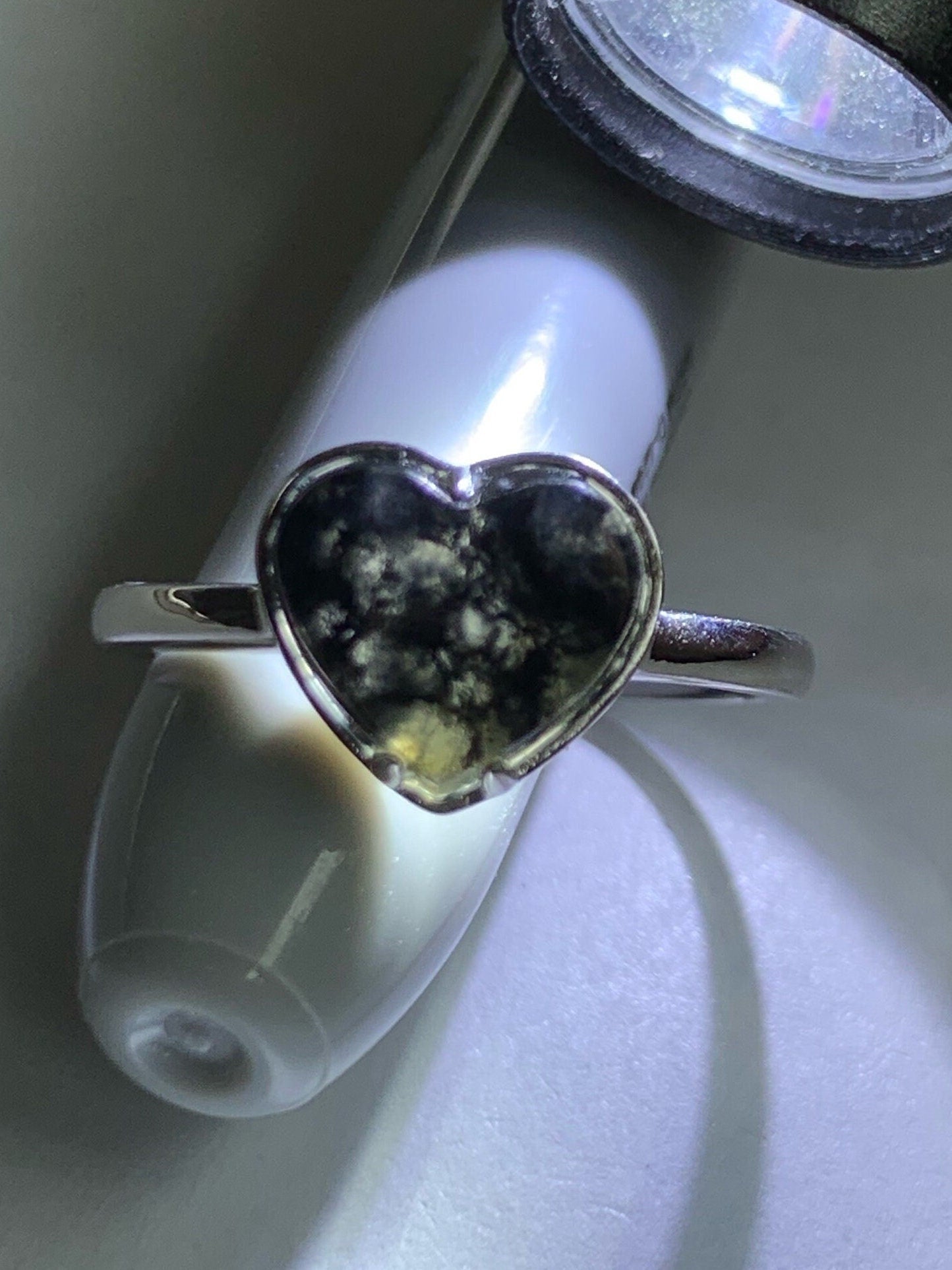 Certified Natural Burmese Icy Translucent Dark Wuji Jadeite Heart Ring 18K White Gold Size 7.25 2.23g 天然缅甸冰乌鸡翡翠爱心蛋面镶嵌戒指 7046
