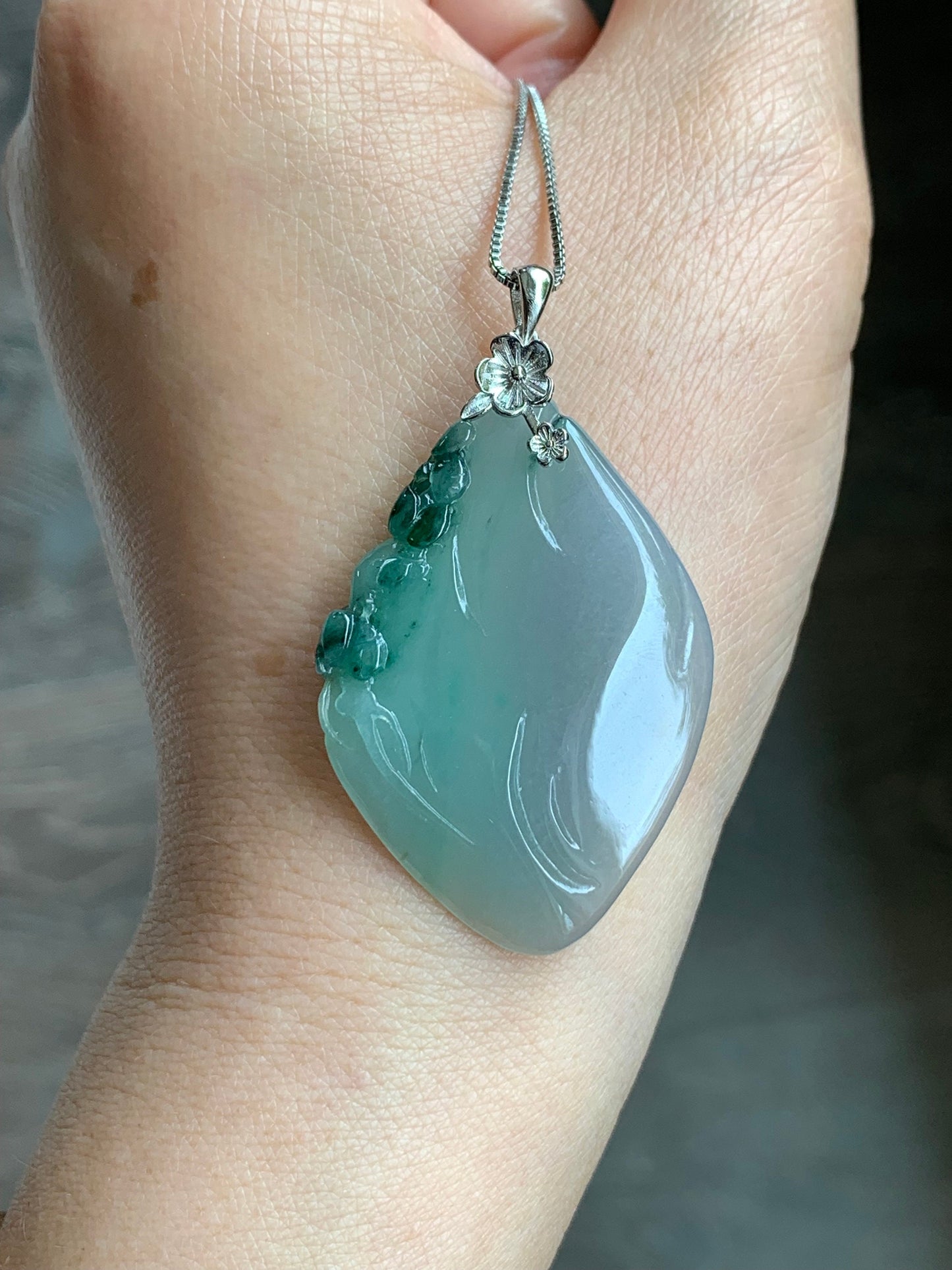 Certified Natural Burmese Icy Translucent Gelatinous Green Marbled Jadeite Diamond Pendant w/ Cherry Blossoms Sterling Silver 天然缅甸冰晴飘绿花翡翠吊坠