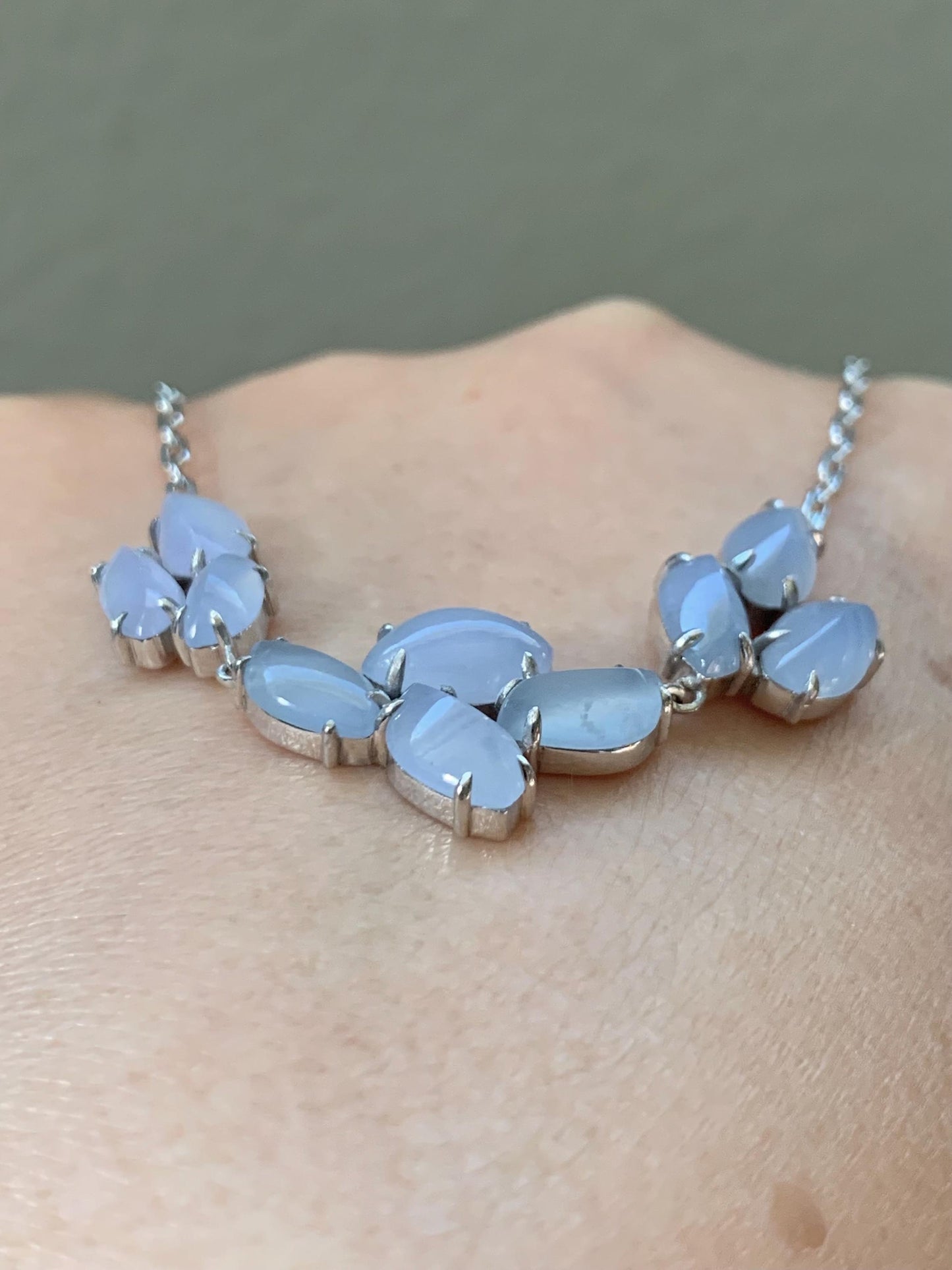Certified Natural Burmese Icy Translucent Gelatinous Light Purple Jadeite Cluster Necklace Sterling Silver 16.5”-17.5” 天然缅甸冰胶淡紫翡翠马眼锁骨链 8623