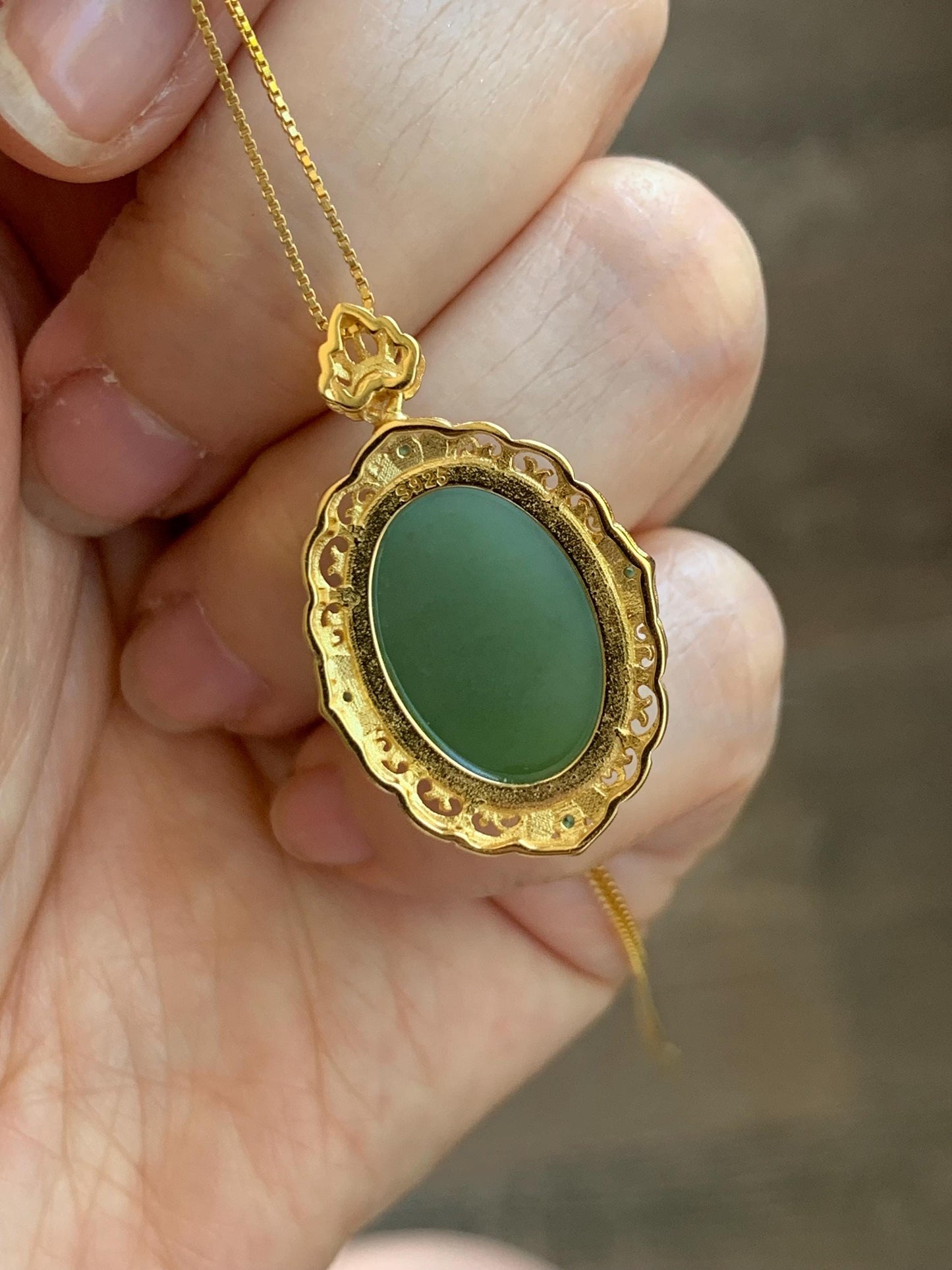 Natural Dark Spinach Green Nephrite Hetian Jade Oval Cabochon Pendant S925 Sterling Silver Yellow Gold Overlay 4g 天然和田玉碧玉吊坠银镶 B