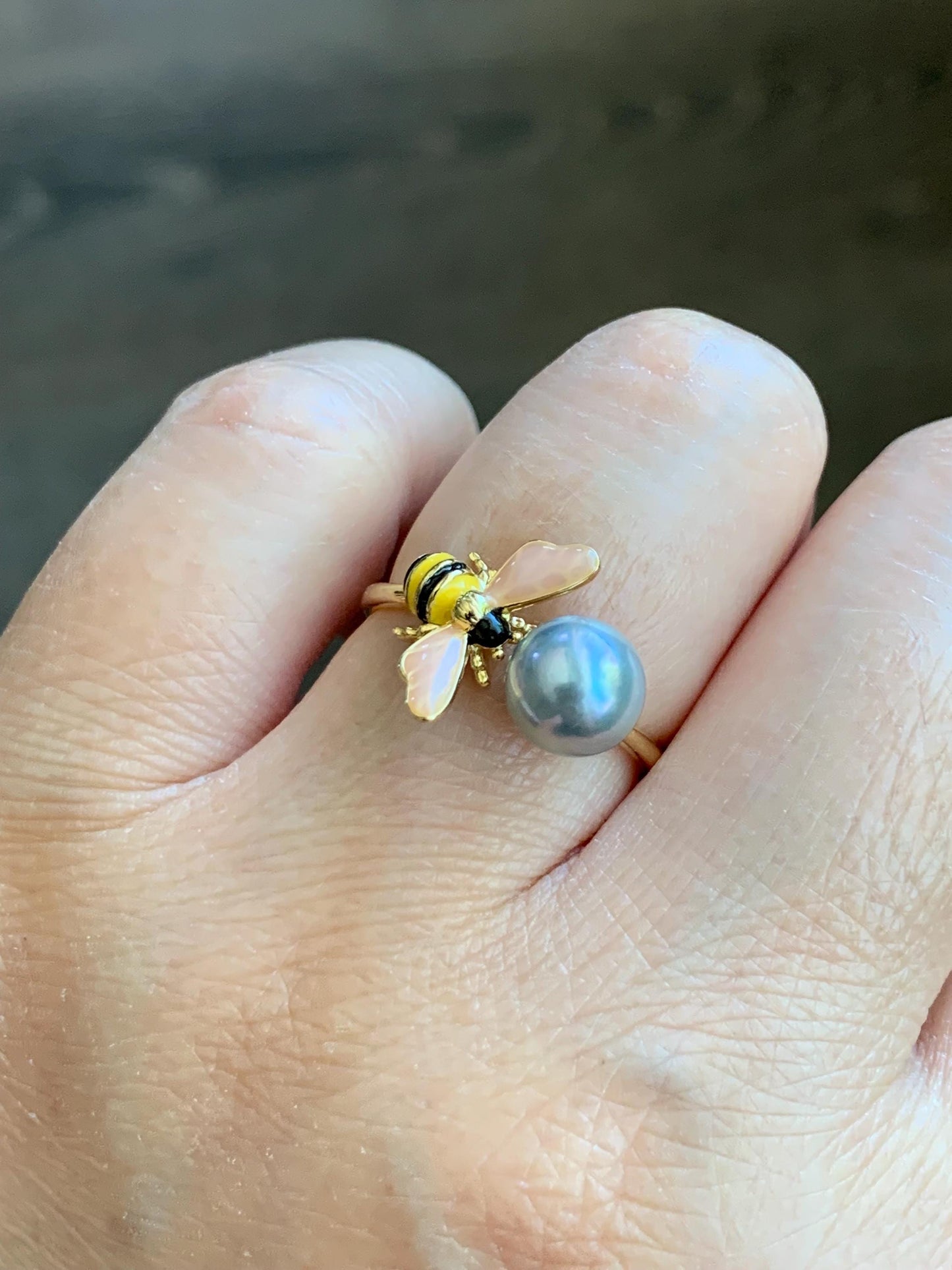 Natural Genuine Saltwater Silver Gray Pearl Round 925 Sterling Silver Ring Yellow Gold Overlay Adjustable 7.4mm 天然海水奶奶灰圆珍珠银托戒指 NNH512-4C
