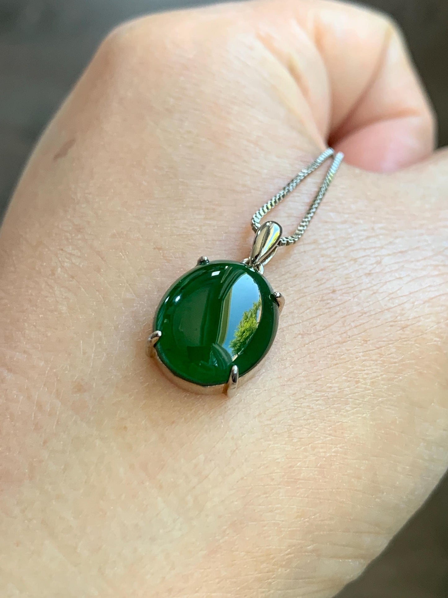 Certified Natural Guatemalan Icy Highly Translucent Vibrant Green Jadeite Oval Pendant Sterling Silver 1.98g 天然老种冰危绿翡翠镶嵌吊坠 6892