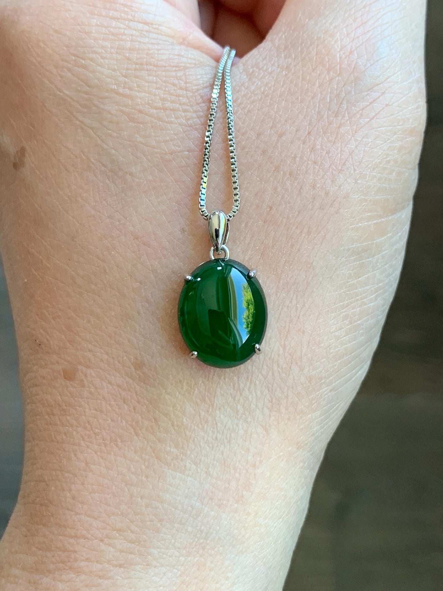 Certified Natural Guatemalan Icy Highly Translucent Vibrant Green Jadeite Oval Pendant Sterling Silver 1.98g 天然老种冰危绿翡翠镶嵌吊坠 6892