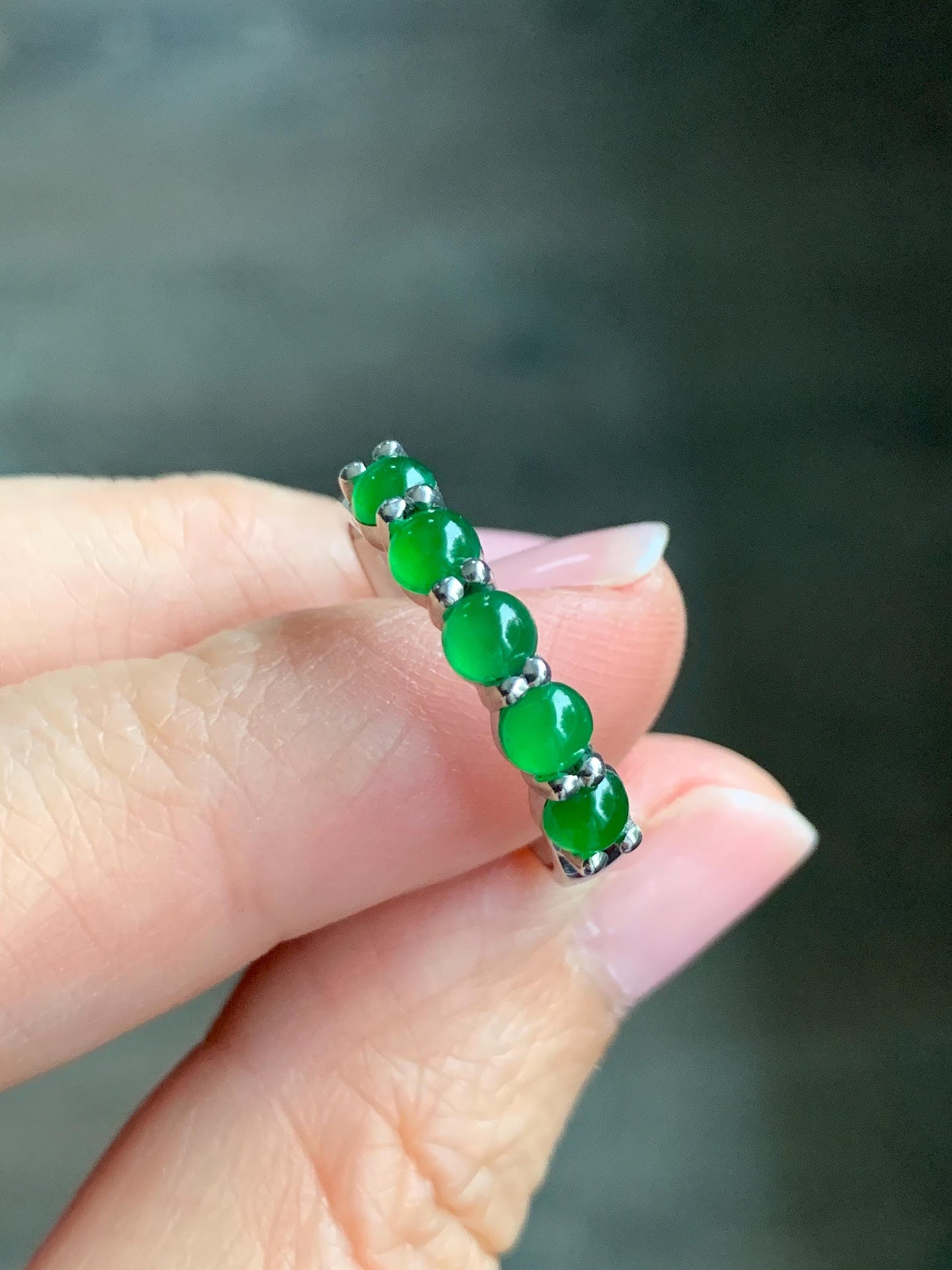 Certified Natural Guatemalan Premium Icy Translucent Vibrant Green 5-Stone Jadeite Band Ring Size 7.25 Sterling Silver 天然老种冰危绿翡翠镶嵌排戒 3037