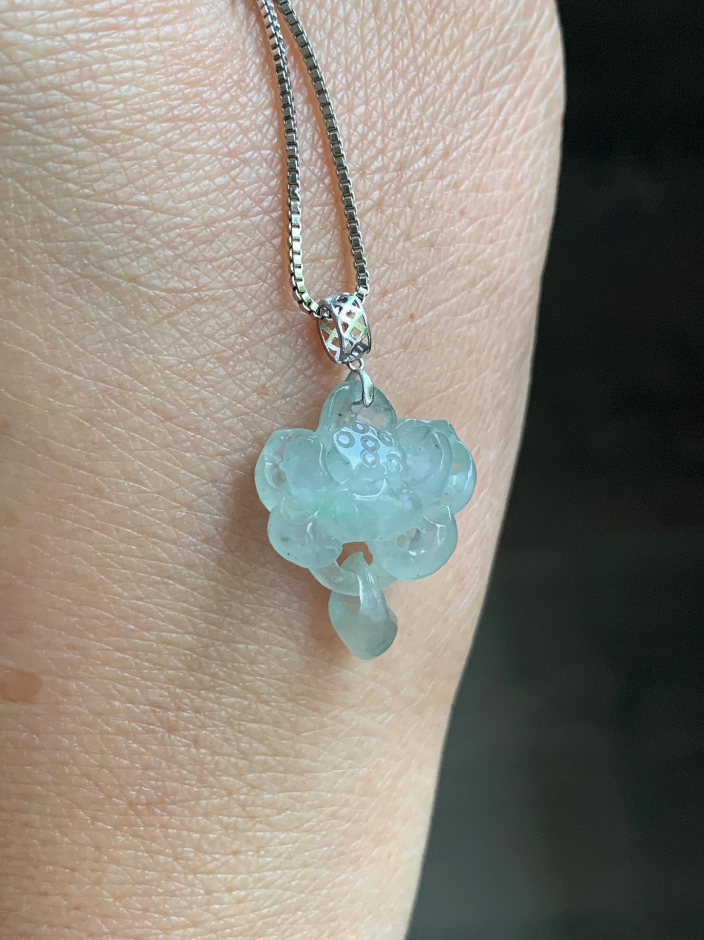 Petite Natural Burmese Icy Highly Translucent Light Green Jadeite Lotus Flower Interlocked Teardrop Pendant 18K White Gold 天然缅甸冰胶晴底翡翠荷花镶嵌吊坠