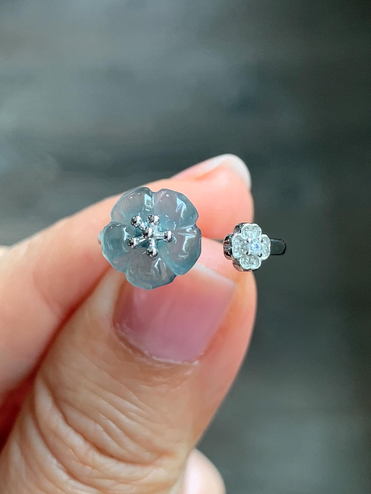 Natural Guatemalan Icy Highly Translucent Gelatinous Teal Blue Jadeite Cherry Blossom Open Band Ring Sterling Silver Size 7 天然高冰危蓝翡翠梅花开口银镶戒指
