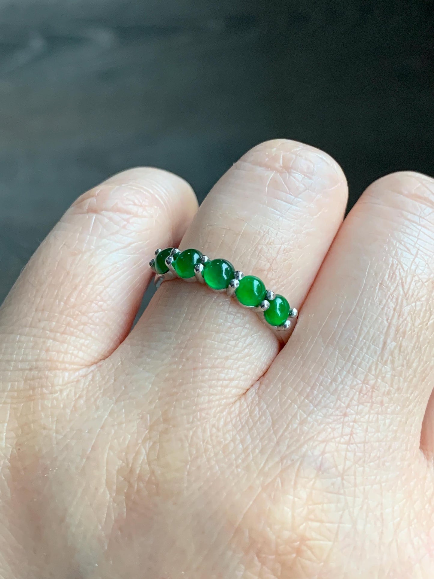 Certified Natural Guatemalan Premium Icy Translucent Vibrant Green 5-Stone Jadeite Band Ring Size 7 Sterling Silver 2.90g 天然老种冰危绿翡翠镶嵌排戒 3038