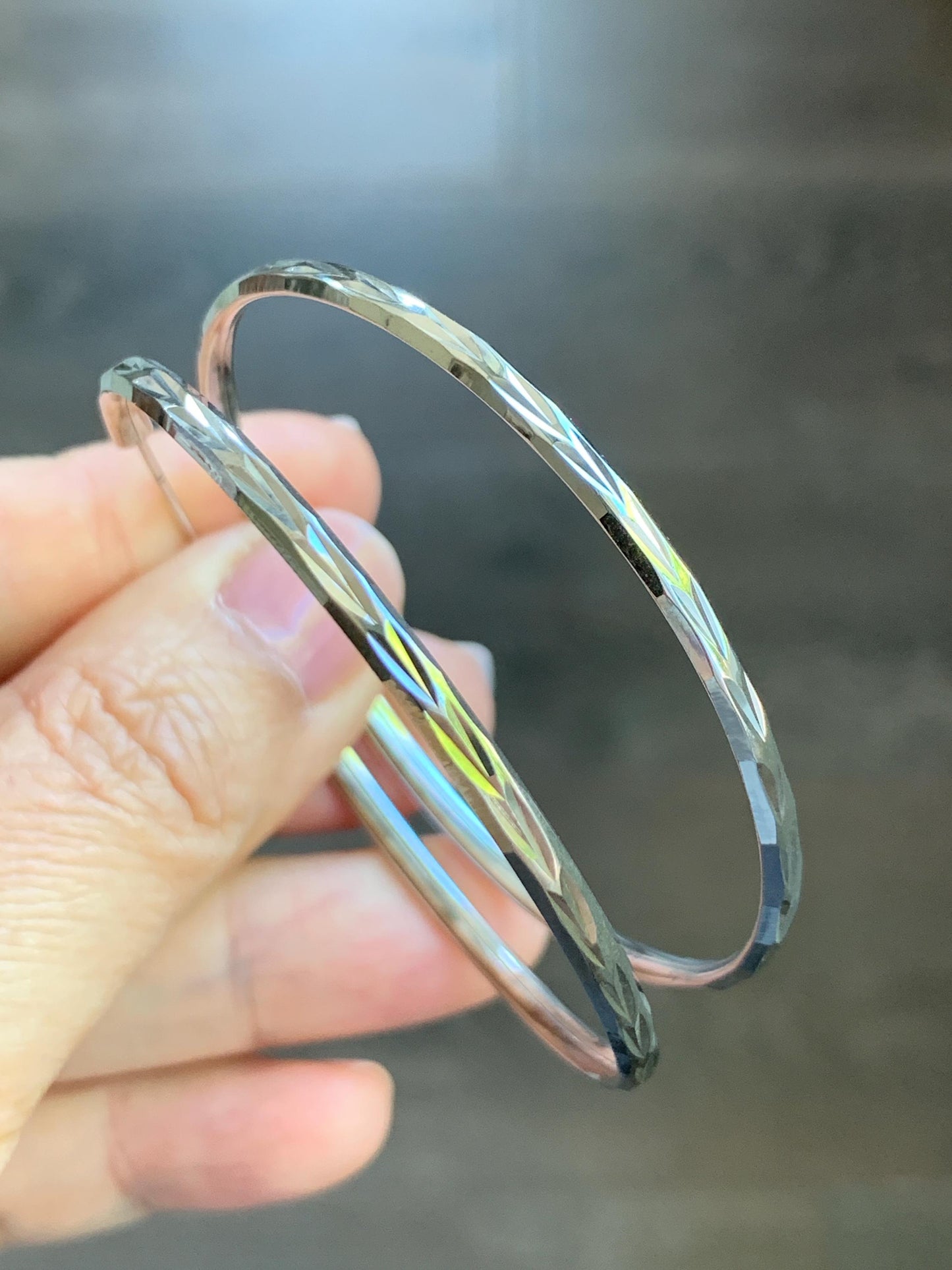 S925 Sterling Silver Faceted Large Hoop Earrings Light Weight 6 grams 925银切割面耳环