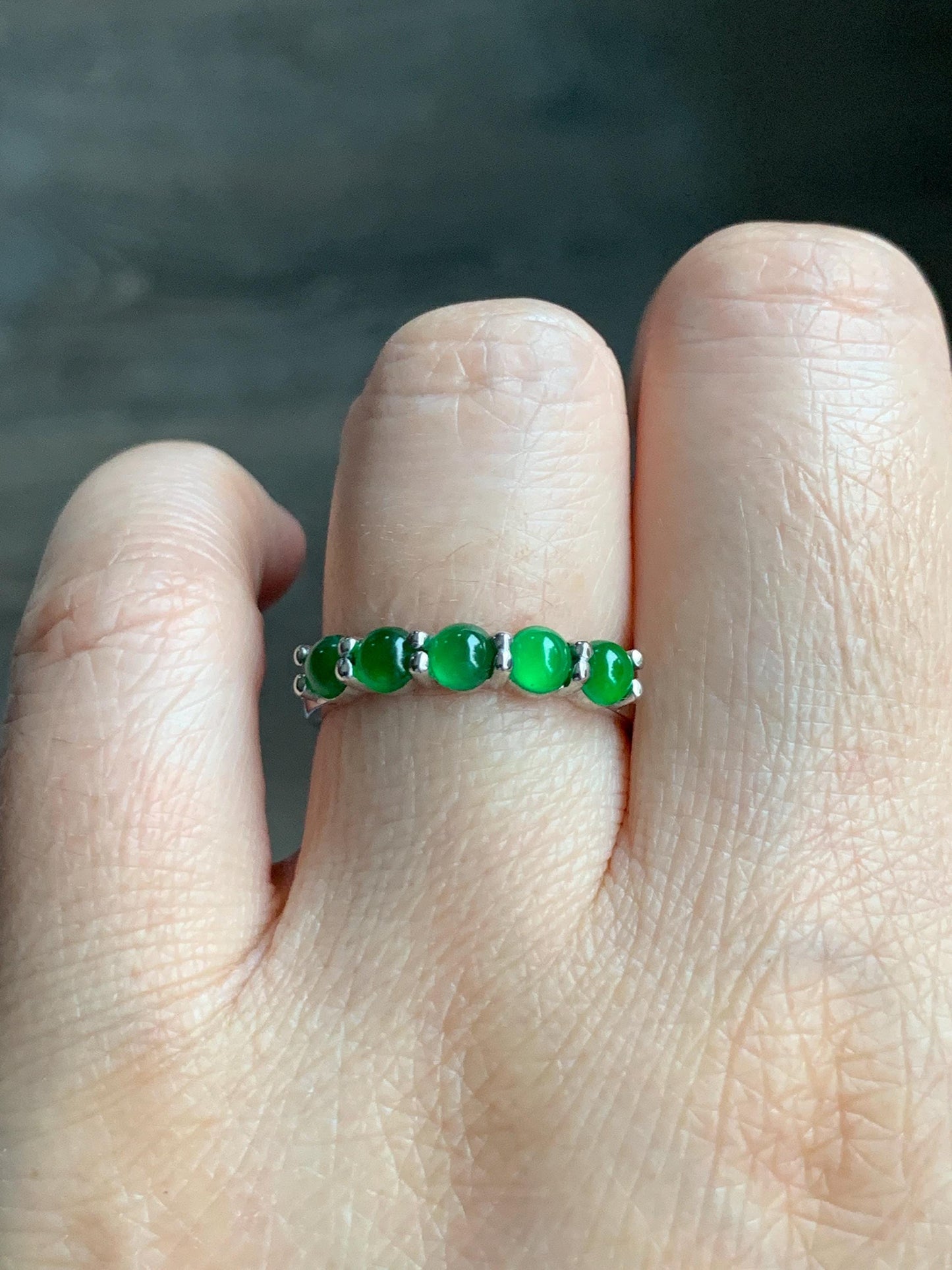 Certified Natural Guatemalan Premium Icy Translucent Vibrant Green 5-Stone Jadeite Band Ring Size 7.25 Sterling Silver 天然老种冰危绿翡翠镶嵌排戒 3037
